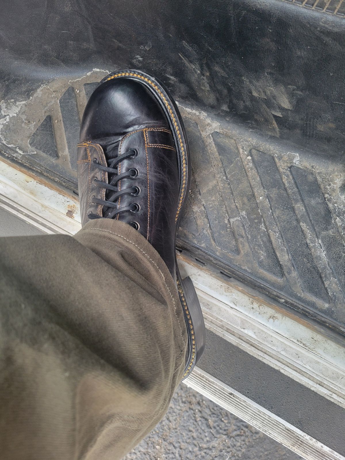 Photo by GrantR on February 19, 2026 of the Unmarked Archie Boots in Cisne Black Vegetable-Tanned Bison.