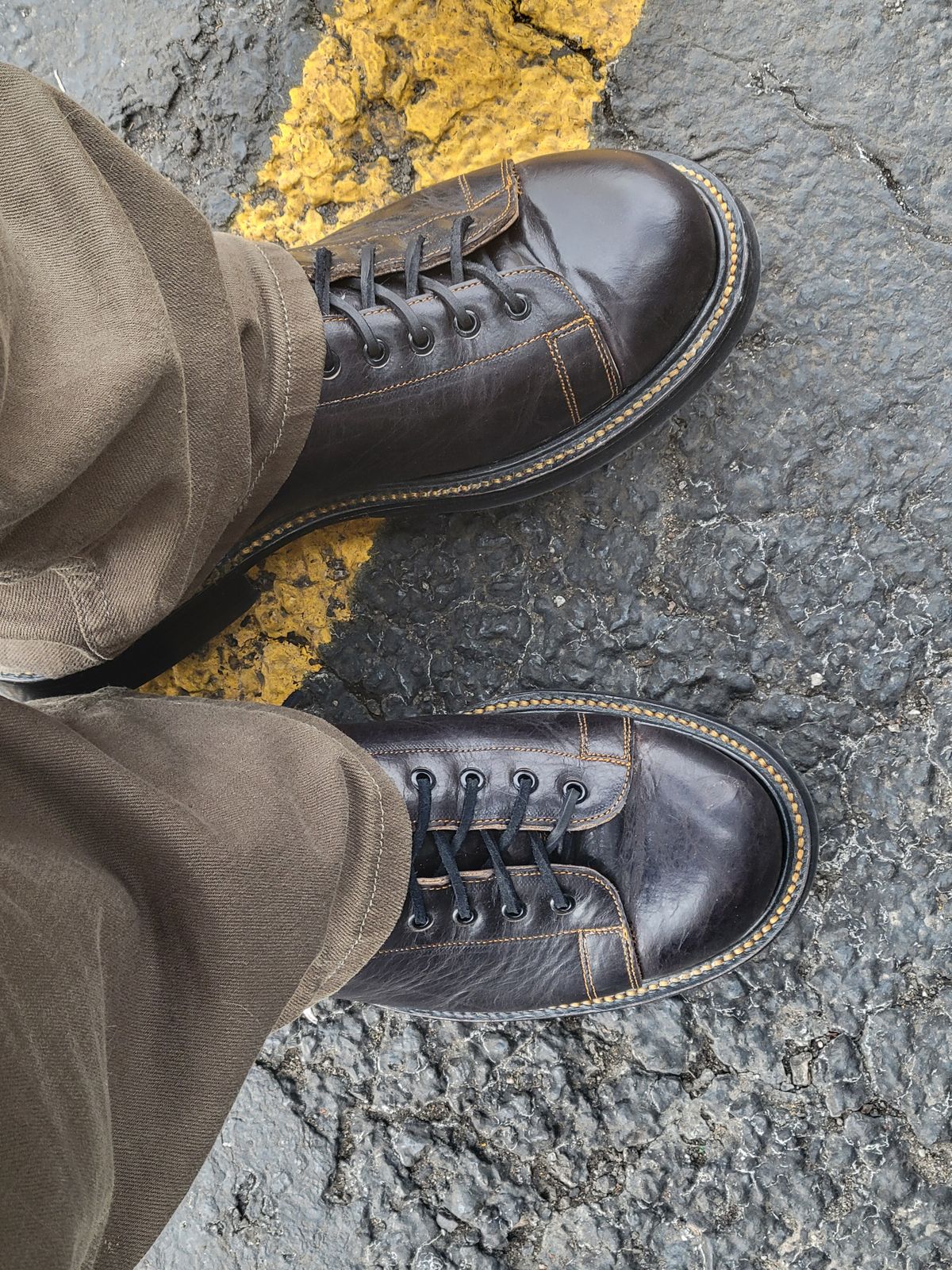 Photo by GrantR on February 19, 2026 of the Unmarked Archie Boots in Cisne Black Vegetable-Tanned Bison.