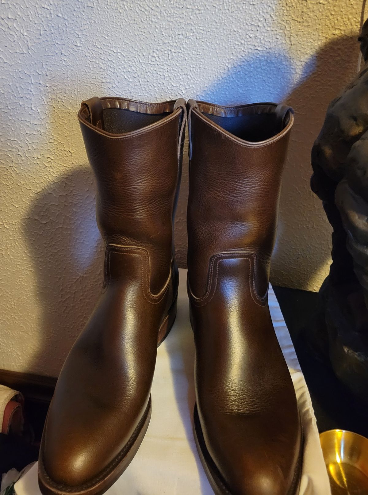 Photo by GrantR on March 9, 2026 of the Unmarked Unmarked / Lechuguera in Unmarked / "Super Heavy" Dark Brown Pull-up.