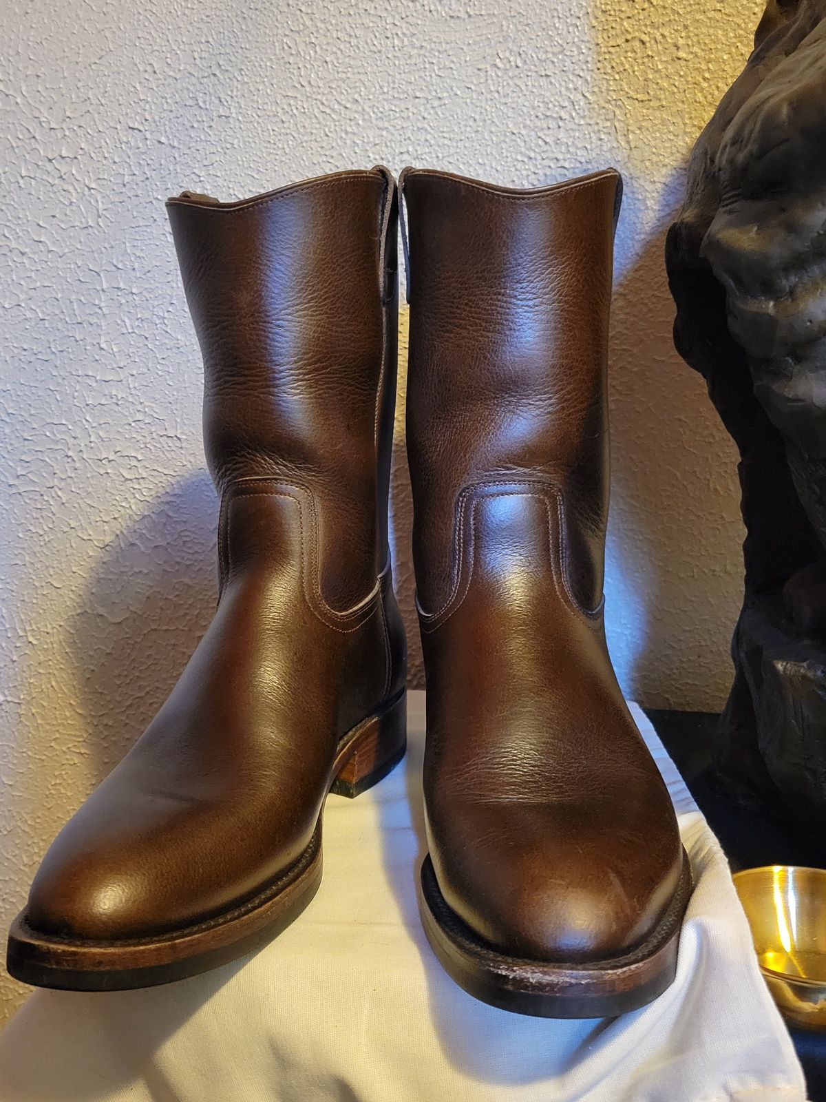 Photo by GrantR on March 9, 2026 of the Unmarked Unmarked / Lechuguera in Unmarked / "Super Heavy" Dark Brown Pull-up.