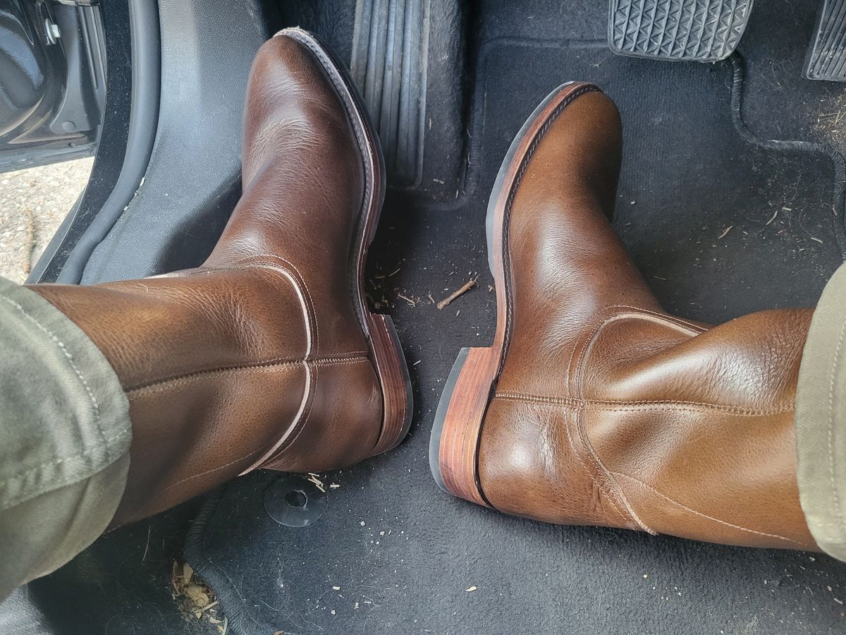 Photo by GrantR on March 20, 2026 of the Unmarked Unmarked / Lechuguera in Unmarked / "Super Heavy" Dark Brown Pull-up.