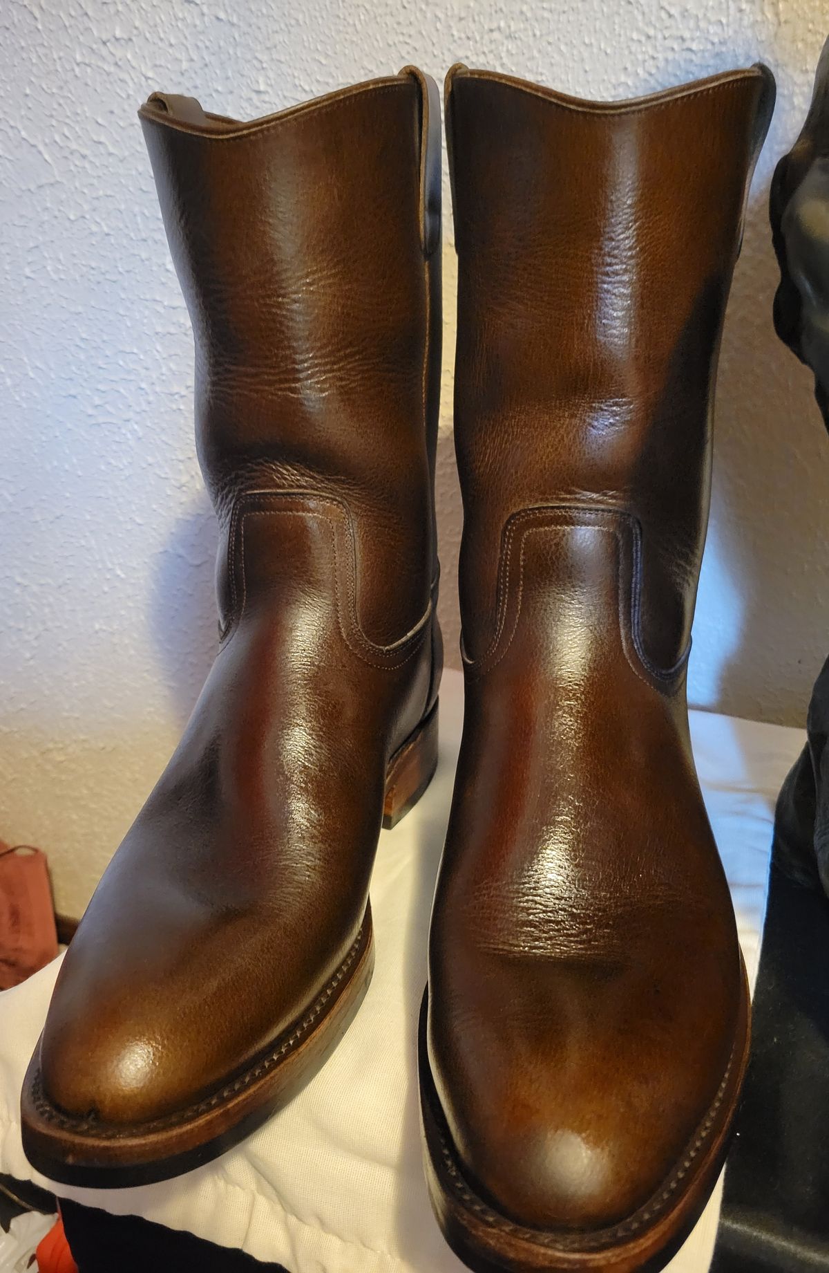 Photo by GrantR on March 22, 2026 of the Unmarked Unmarked / Lechuguera in Unmarked / "Super Heavy" Dark Brown Pull-up.