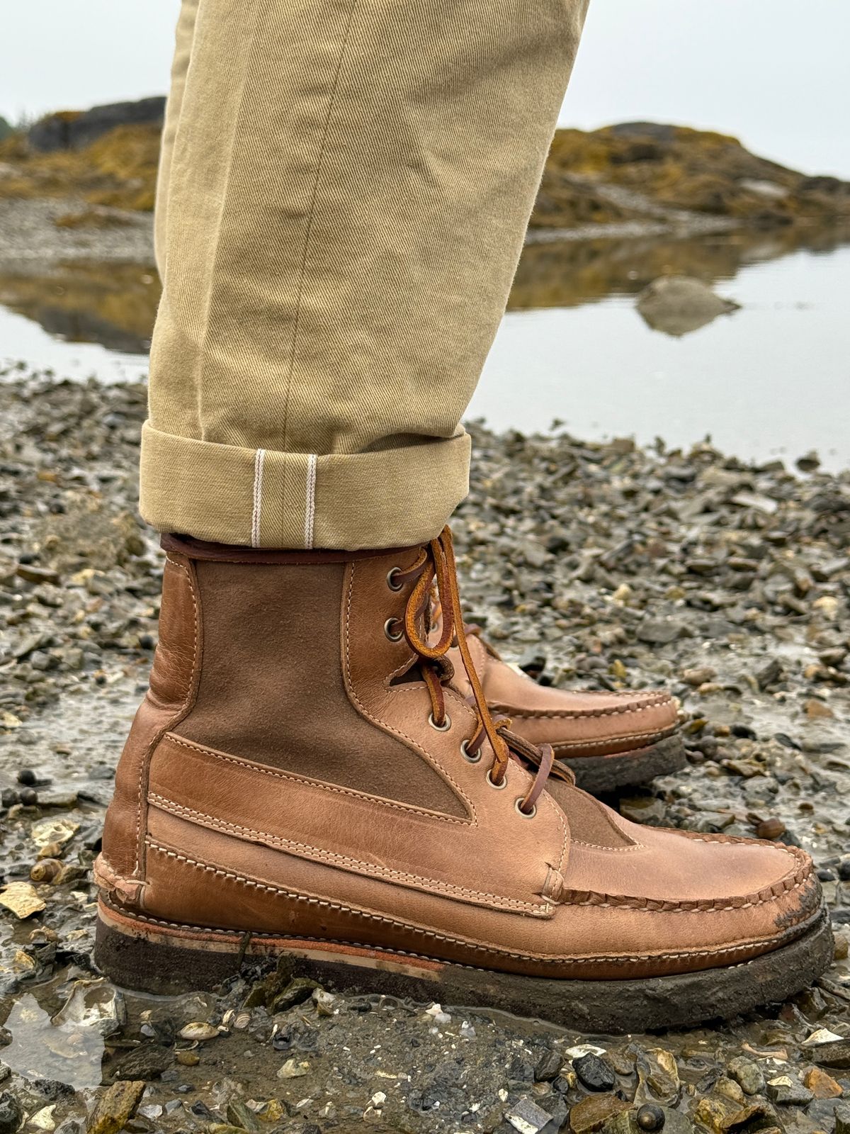 Photo by Fip_Schbelvitz on July 14, 2025 of the Easymoc Rangeley Boot in Horween Natural Chromexcel & American Mole Suede.