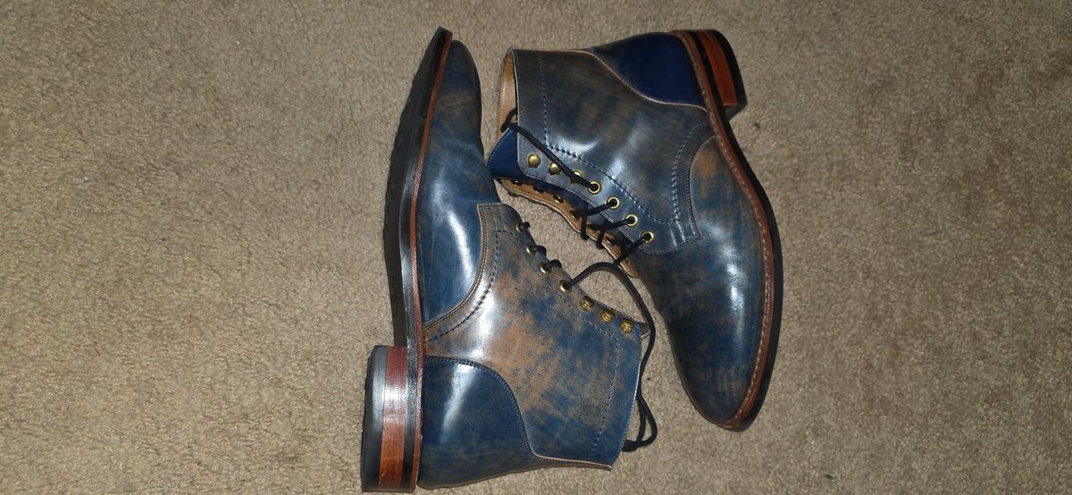 Photo by mknewman on August 1, 2025 of the Blkbrd Shoemaker Ocean in Rocado - "Marbled" Shell Cordovan - Veg Tanned (Ocean).