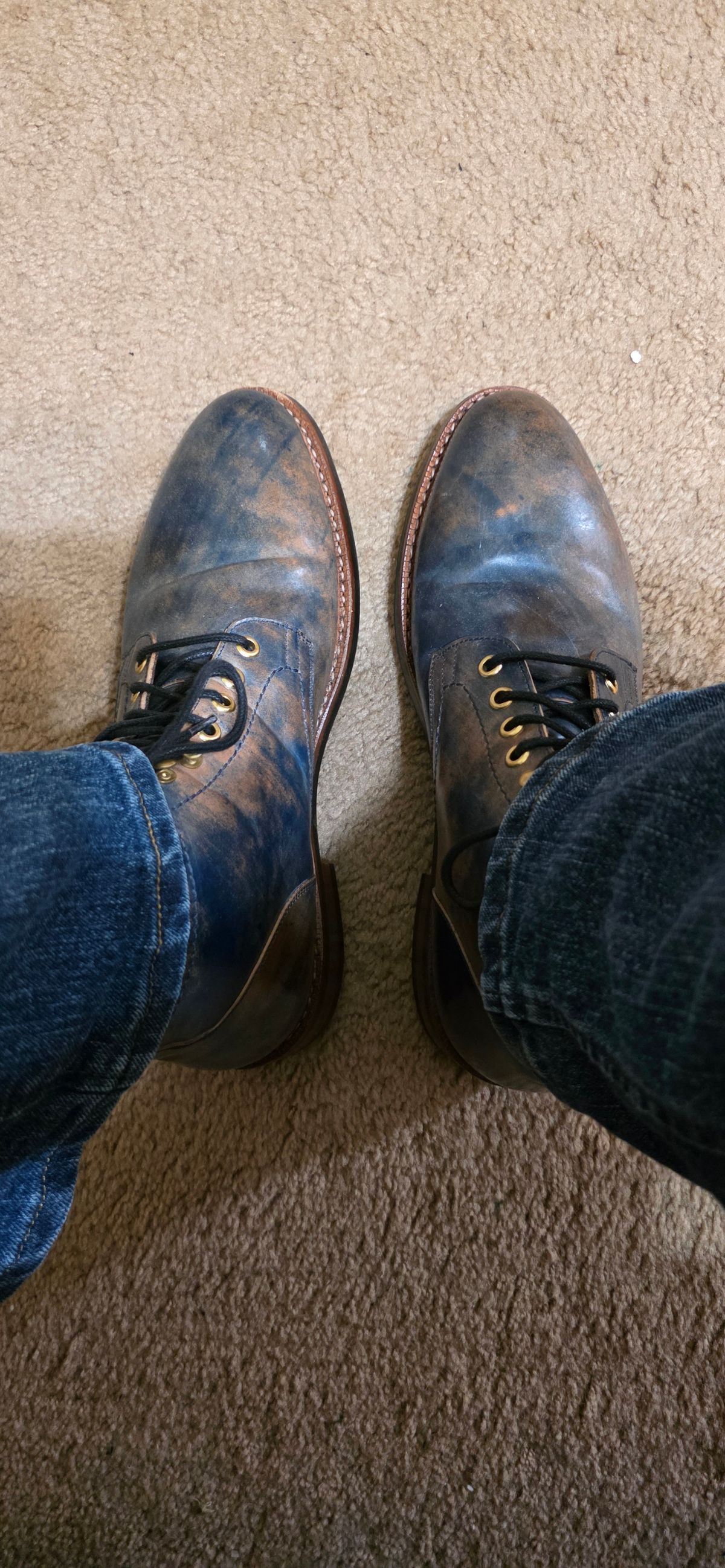 Photo by mknewman on August 12, 2025 of the Blkbrd Shoemaker Ocean in Rocado - "Marbled" Shell Cordovan - Veg Tanned (Ocean).