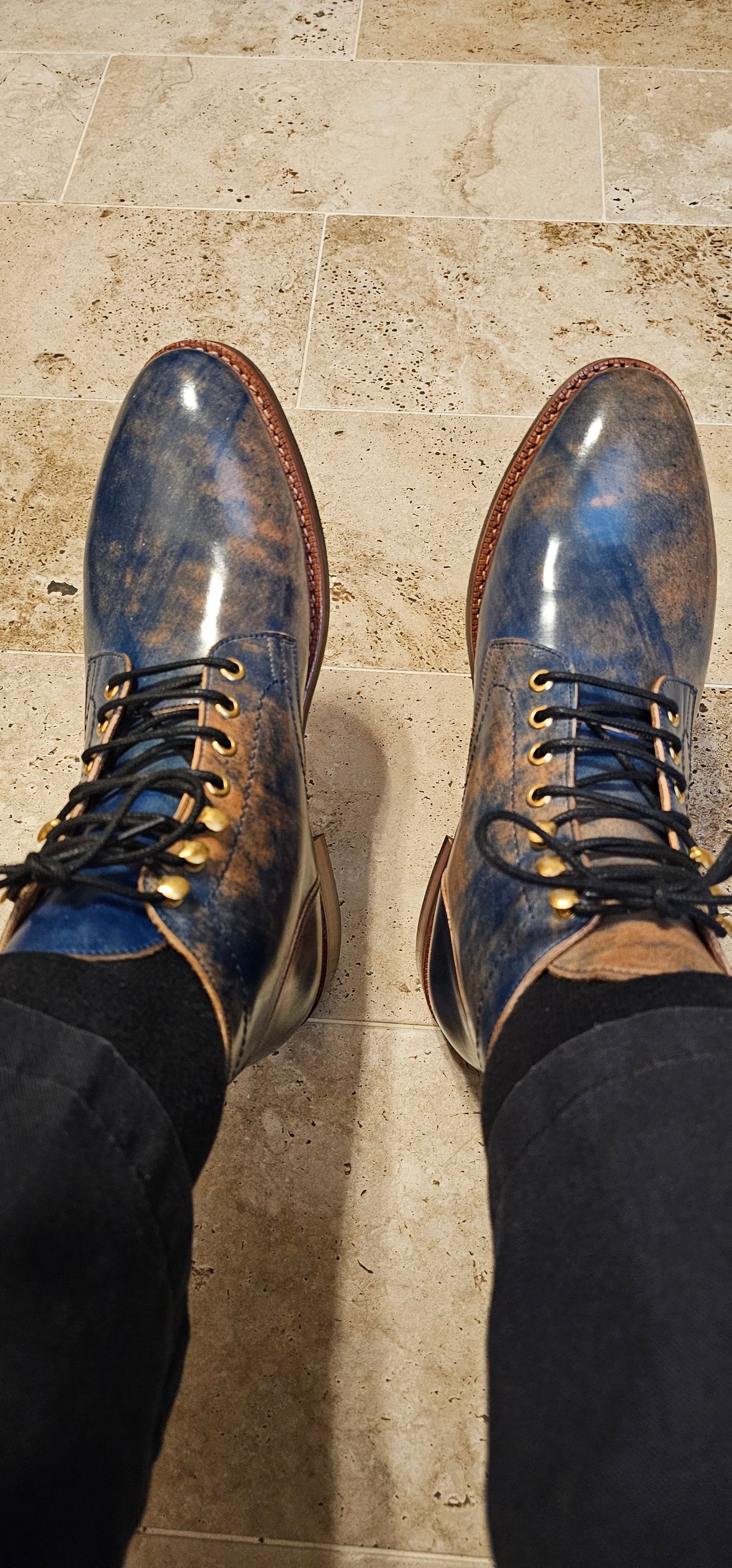 Photo by mknewman on February 18, 2025 of the Blkbrd Shoemaker Custom Model in Rocado Ultraviolet Marbled Shell Cordovan.