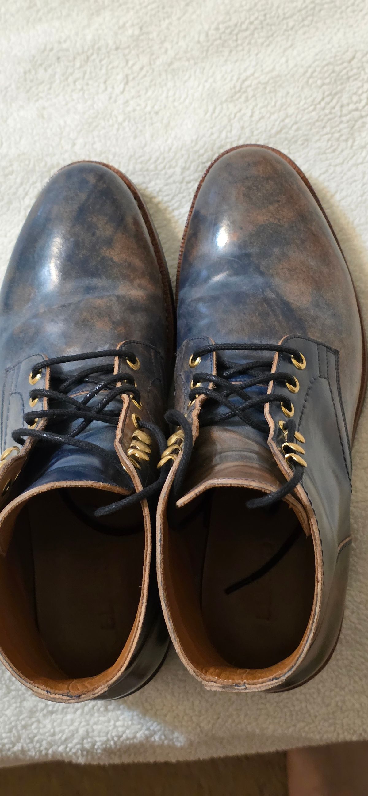 Photo by mknewman on June 17, 2025 of the Blkbrd Shoemaker Custom Model in Rocado - "Marbled" Shell Cordovan - Veg Tanned (Ocean).