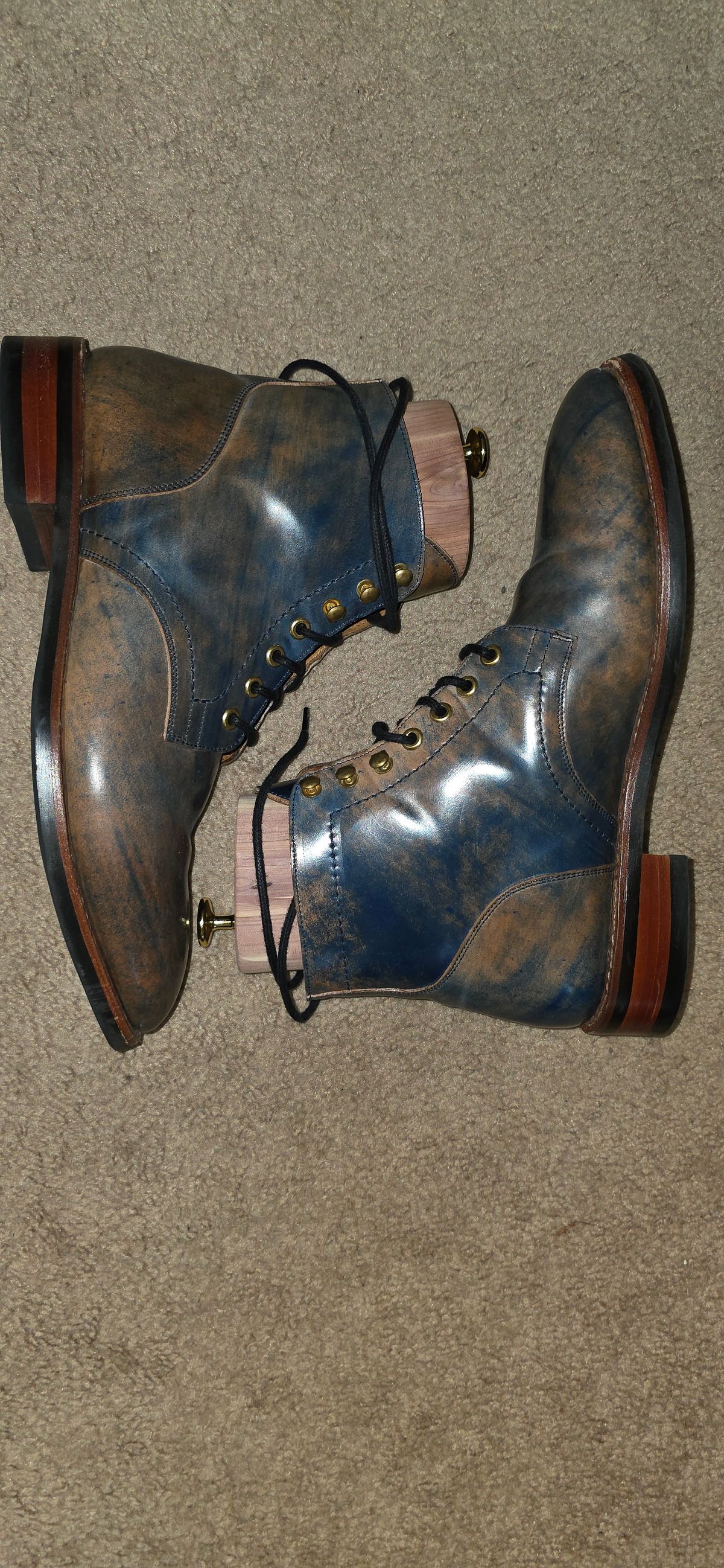 Photo by mknewman on September 1, 2025 of the Blkbrd Shoemaker Ocean in Rocado - "Marbled" Shell Cordovan - Veg Tanned (Ocean).