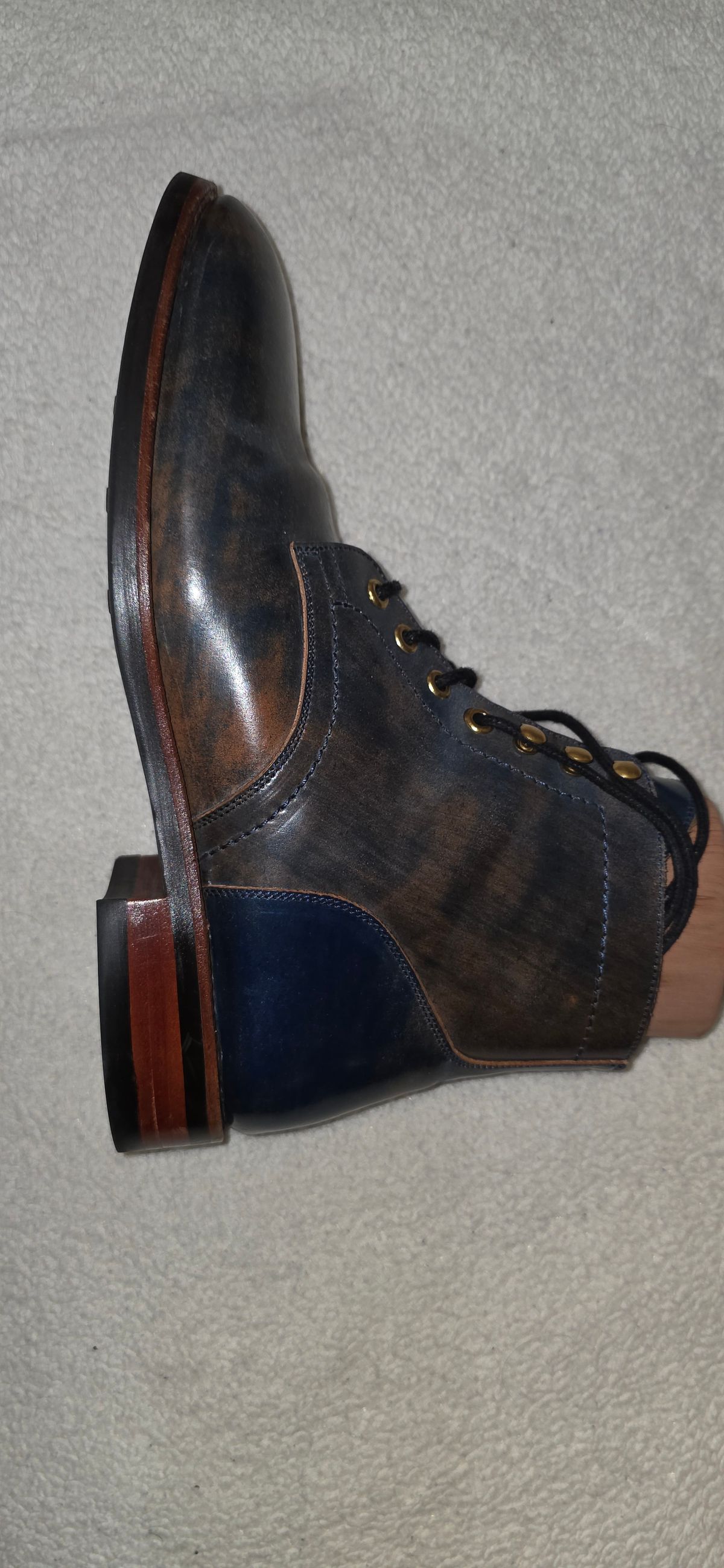 Photo by mknewman on November 3, 2025 of the Blkbrd Shoemaker Ocean in Rocado - "Marbled" Shell Cordovan - Veg Tanned (Ocean).