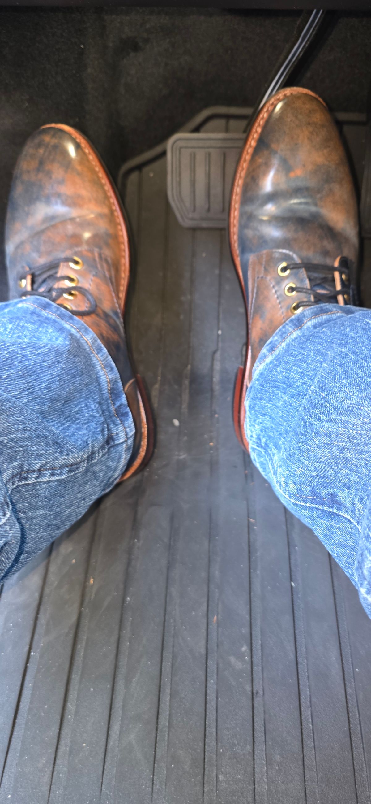 Photo by mknewman on November 11, 2025 of the Blkbrd Shoemaker Ocean in Rocado - "Marbled" Shell Cordovan - Veg Tanned (Ocean).