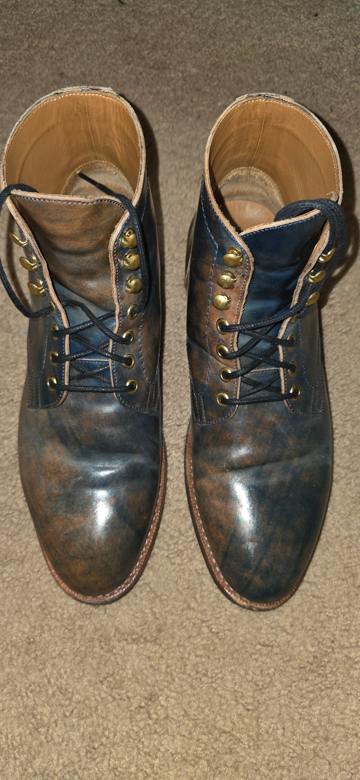 Photo by mknewman on December 19, 2025 of the Blkbrd Shoemaker Ocean in Rocado - "Marbled" Shell Cordovan - Veg Tanned (Ocean).