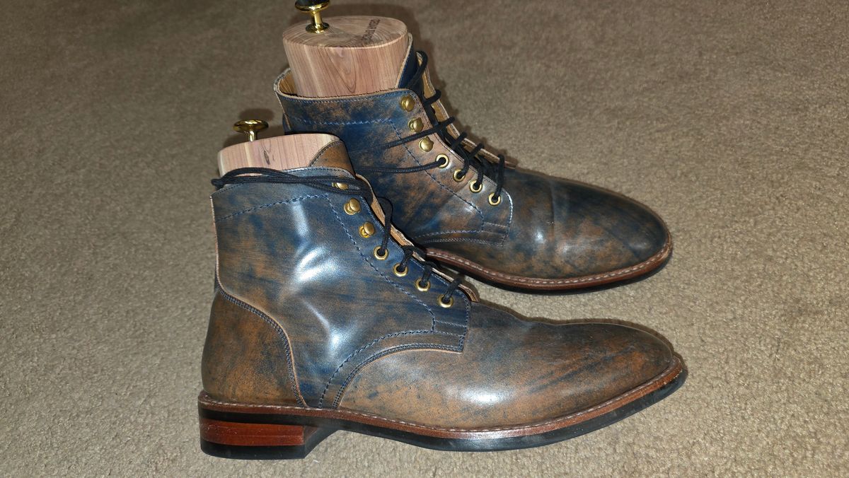 Photo by mknewman on January 1, 2026 of the Blkbrd Shoemaker Ocean in Rocado - "Marbled" Shell Cordovan - Veg Tanned (Ocean).