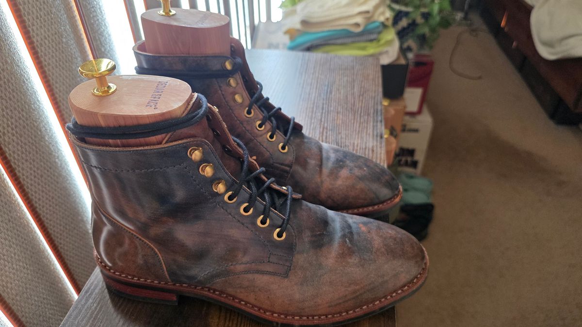 Photo by mknewman on March 1, 2026 of the Blkbrd Shoemaker Ocean in Rocado - "Marbled" Shell Cordovan - Veg Tanned (Ocean).