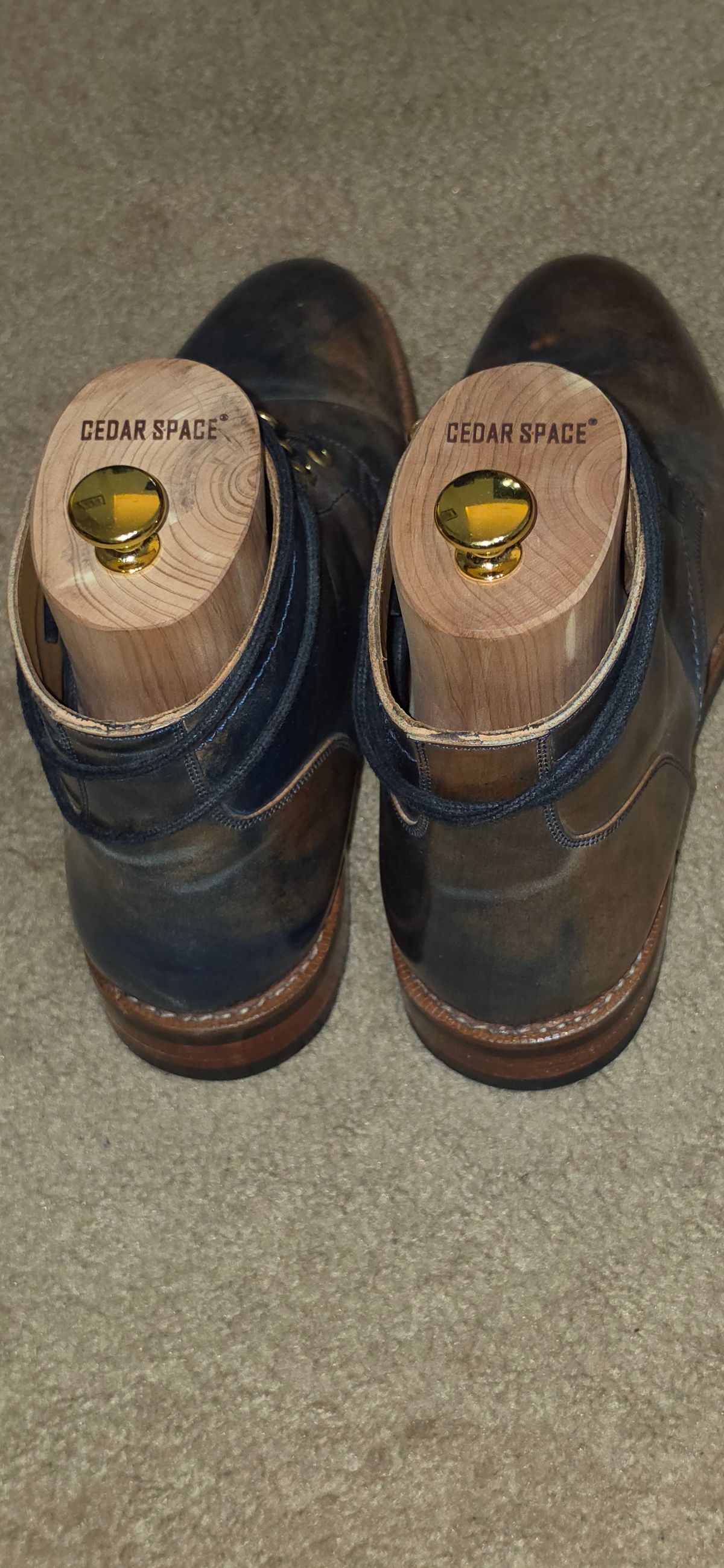 Photo by mknewman on April 1, 2026 of the Blkbrd Shoemaker Ocean in Rocado - "Marbled" Shell Cordovan - Veg Tanned (Ocean).