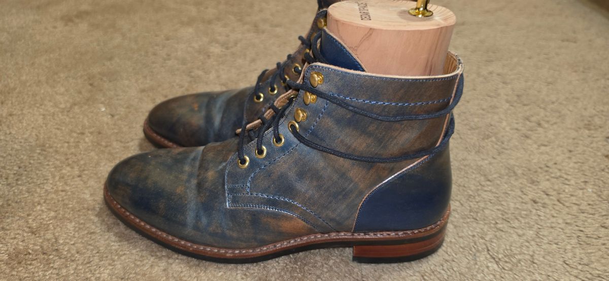 Photo by mknewman on April 1, 2026 of the Blkbrd Shoemaker Ocean in Rocado - "Marbled" Shell Cordovan - Veg Tanned (Ocean).