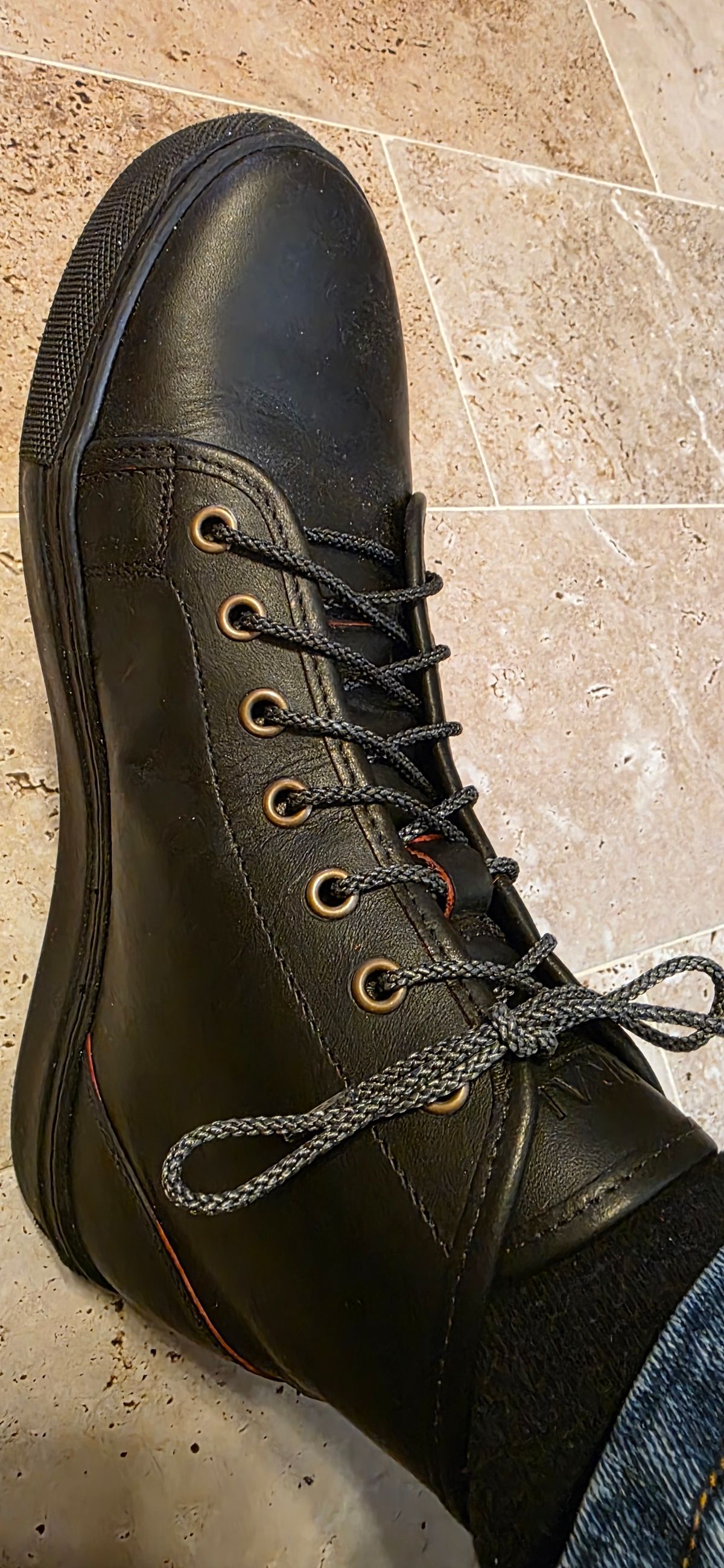 Photo by mknewman on November 16, 2025 of the Goral Goral / Rose Anvil SMUGS in Seidel /Rose Anvil Blood Core.