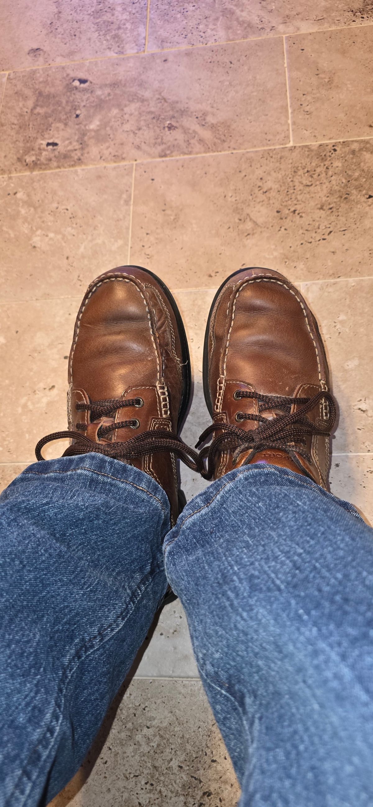 Photo by mknewman on August 31, 2025 of the Rockport World Tour in Unknown Leather.