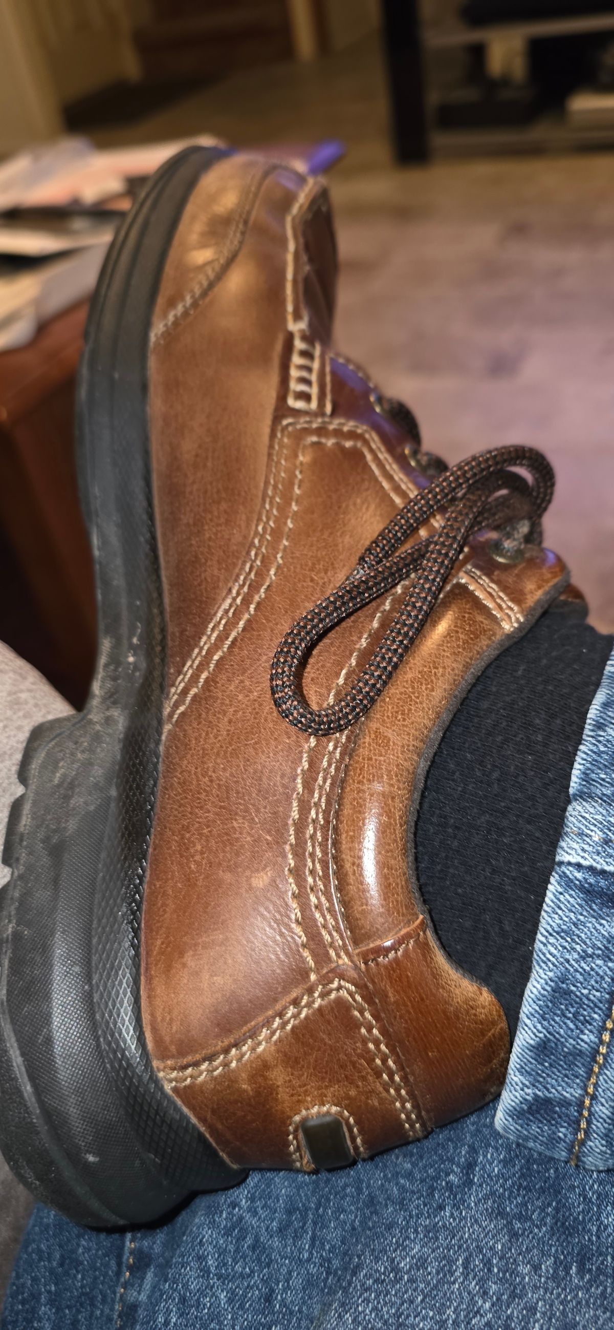 Photo by mknewman on August 31, 2025 of the Rockport World Tour in Unknown Leather.