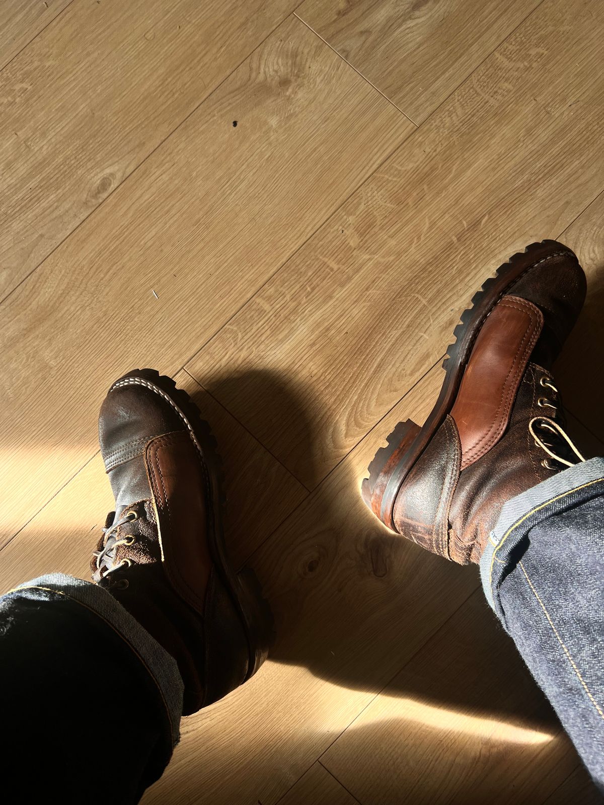 Photo by zenniszarkov on March 20, 2026 of the Nicks x Rose Anvil ND1 in Horween Brown Waxed Flesh.