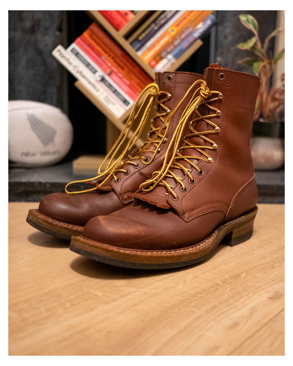 Photo by zenniszarkov on November 4, 2025 of the White's Farmer/Rancher in Seidel Red Dog Oil Tan.