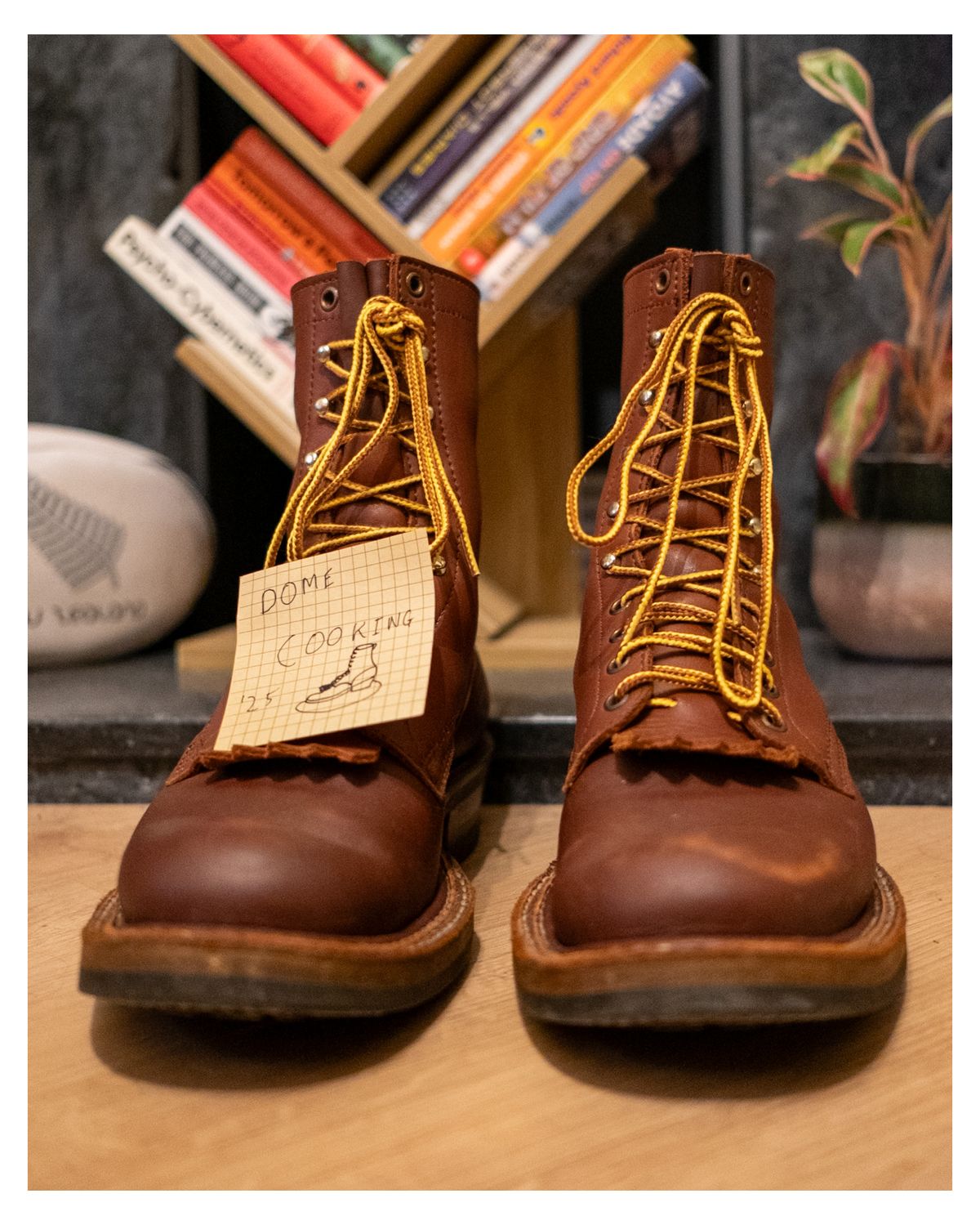 Photo by zenniszarkov on November 4, 2025 of the White's Farmer/Rancher in Seidel Red Dog Oil Tan.