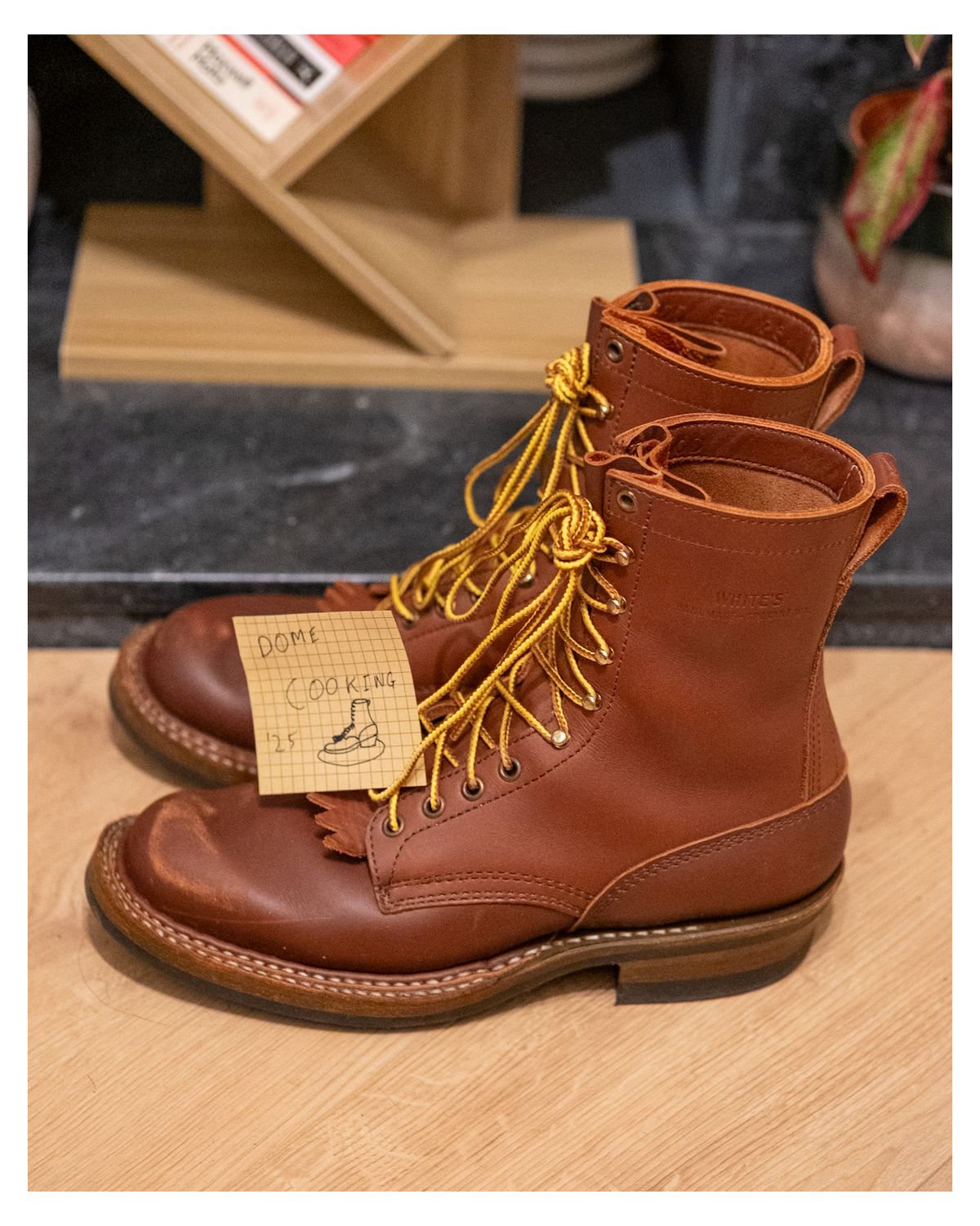 Photo by zenniszarkov on November 4, 2025 of the White's Farmer/Rancher in Seidel Red Dog Oil Tan.