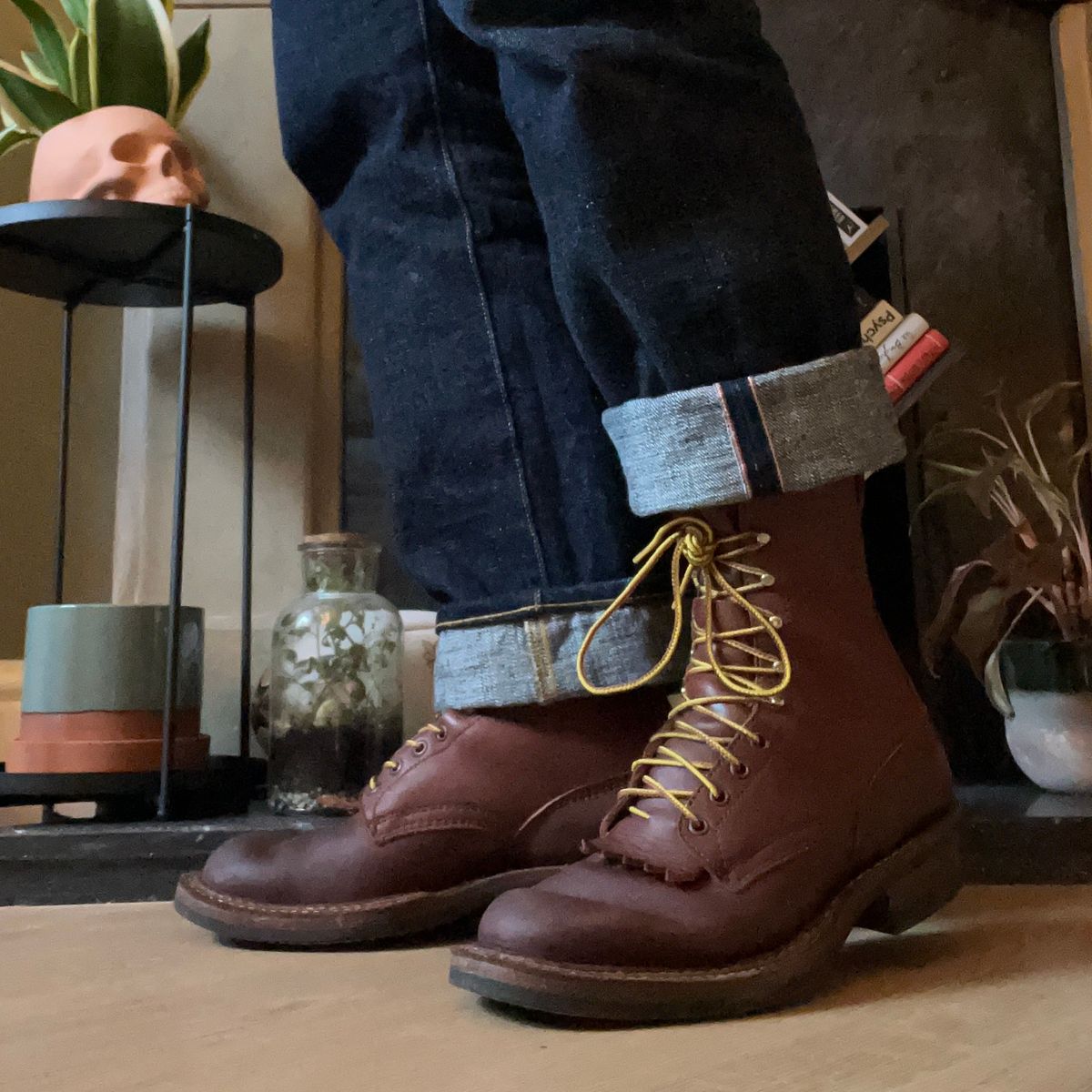 Photo by zenniszarkov on December 3, 2025 of the White's Farmer/Rancher in Seidel Red Dog Oil Tan.