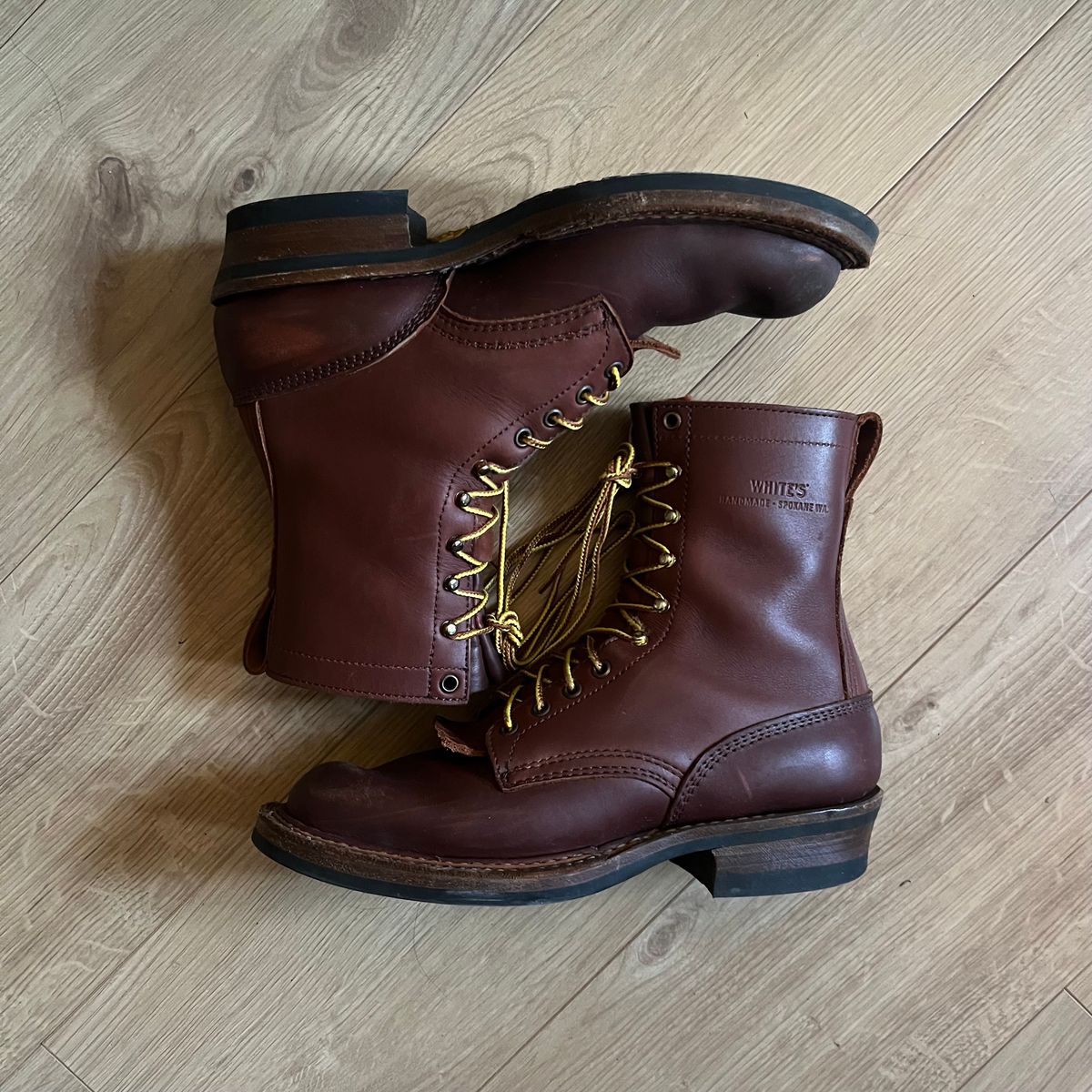 Photo by zenniszarkov on December 3, 2025 of the White's Farmer/Rancher in Seidel Red Dog Oil Tan.