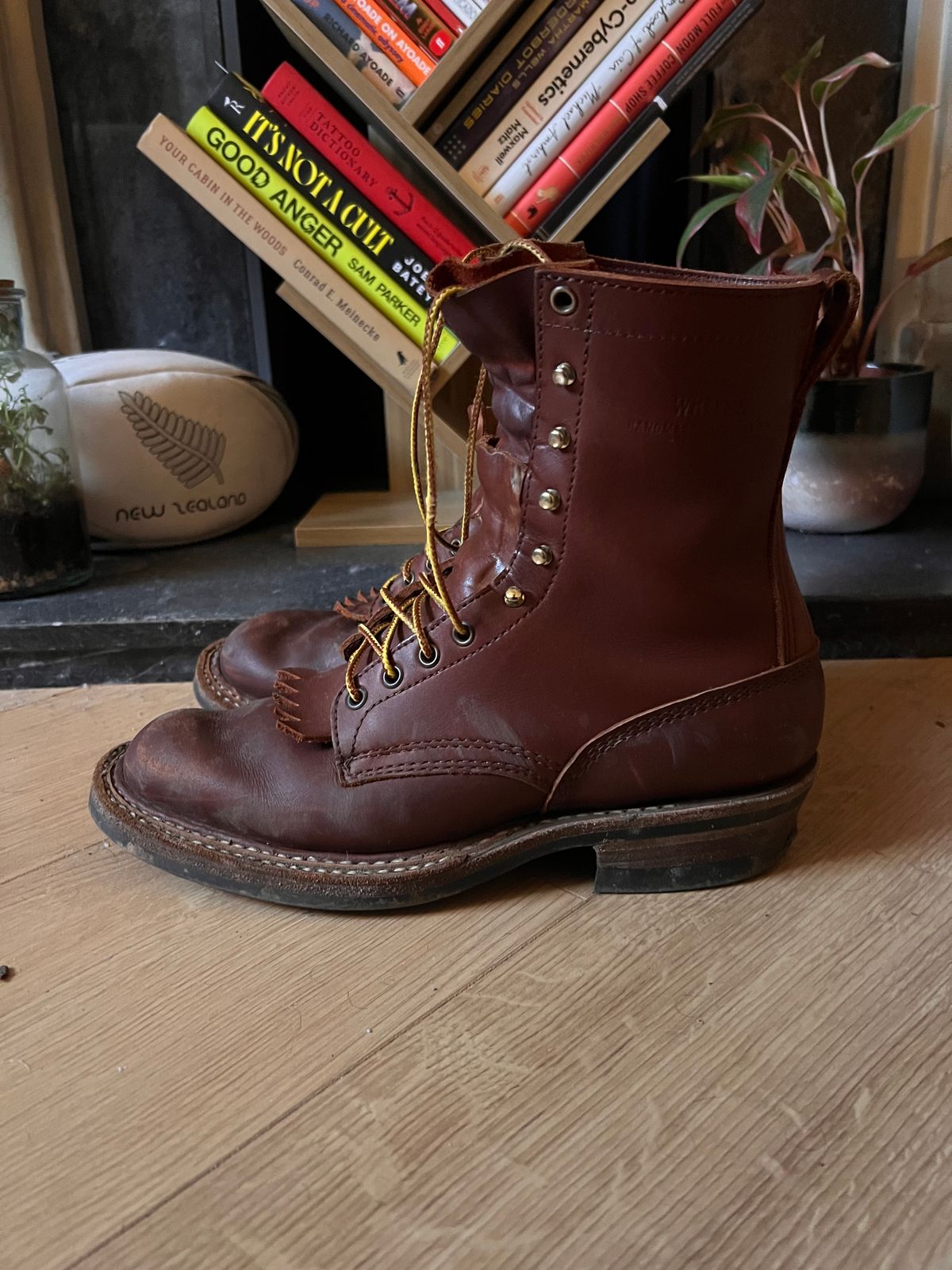 Photo by zenniszarkov on January 4, 2026 of the White's Farmer/Rancher in Seidel Red Dog Oil Tan.