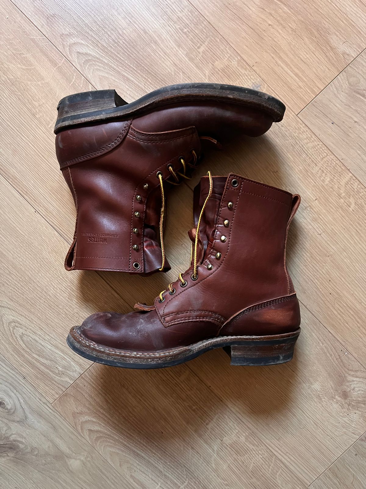 Photo by zenniszarkov on January 4, 2026 of the White's Farmer/Rancher in Seidel Red Dog Oil Tan.