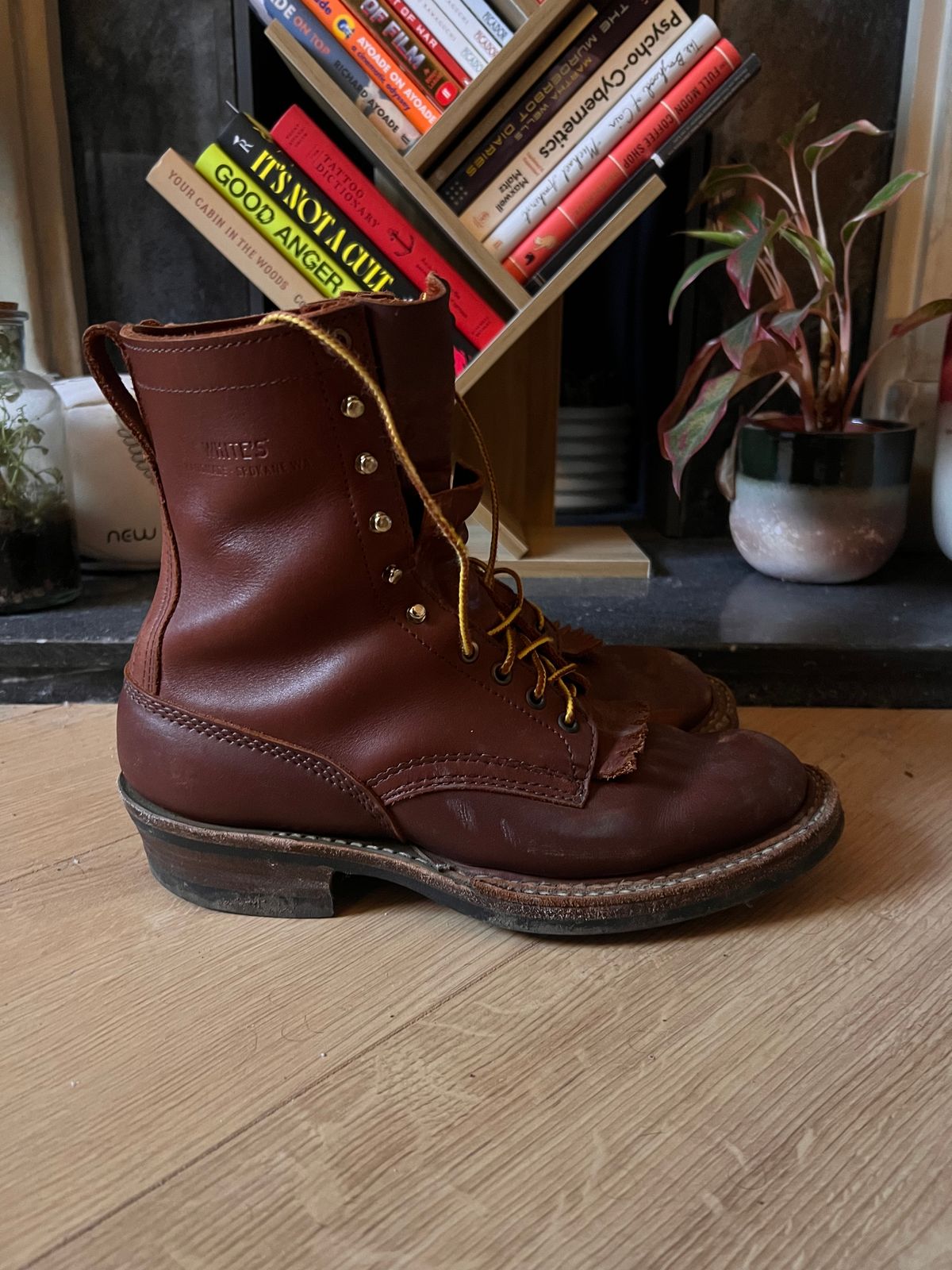 Photo by zenniszarkov on January 4, 2026 of the White's Farmer/Rancher in Seidel Red Dog Oil Tan.