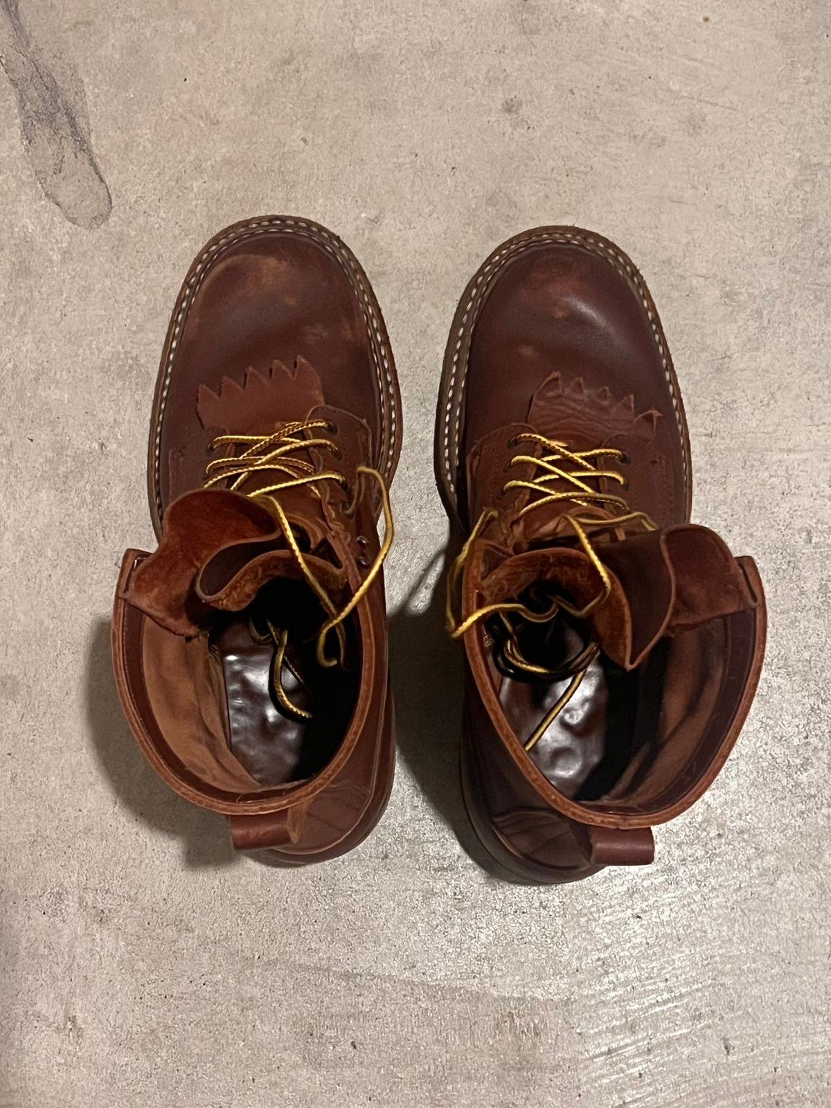 Photo by zenniszarkov on February 4, 2026 of the White's Farmer/Rancher in Seidel Red Dog Oil Tan.