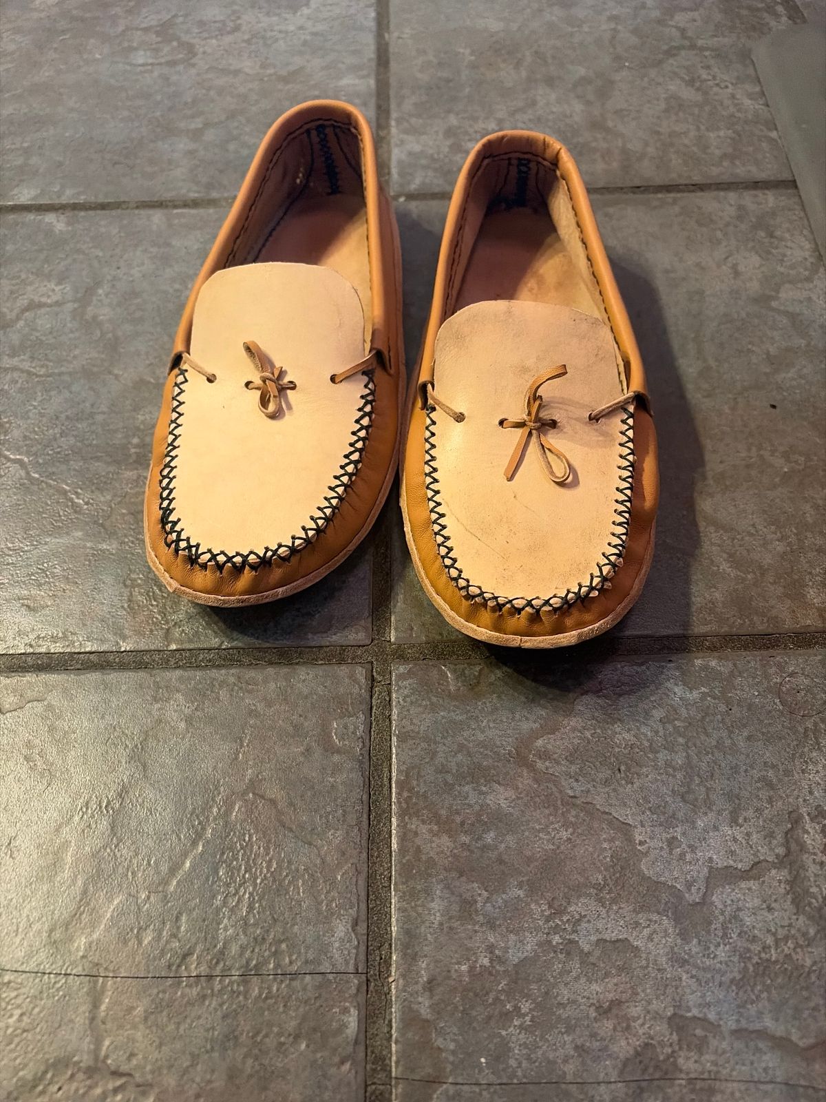 Photo by aman123 on April 23, 2026 of the Self-Made Custom Model in Unknown Leather & Unknown Natural Veg Tan.