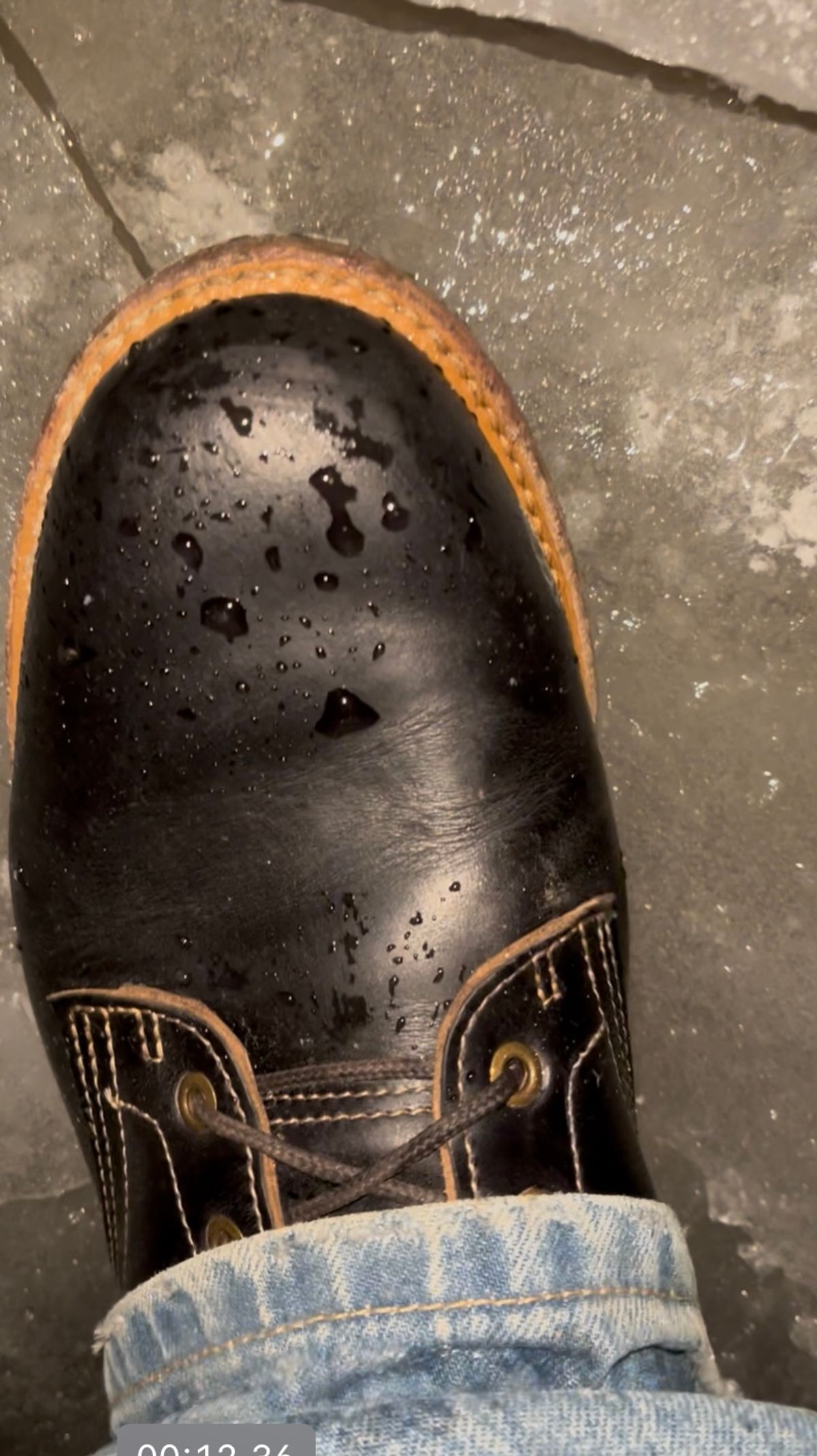Photo by ambulambu on January 16, 2026 of the Truman Plain Toe Boot in Seidel Charcoal Double Shot.