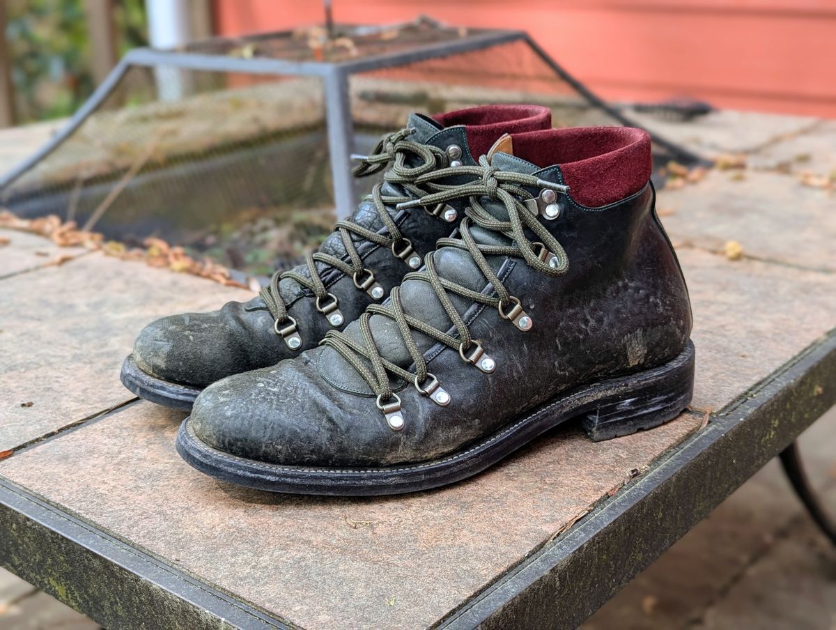 Photo by ArnoShoes on April 9, 2026 of the Arno Hiker in Conceria Cloe Dark Green Reverse Culatta.