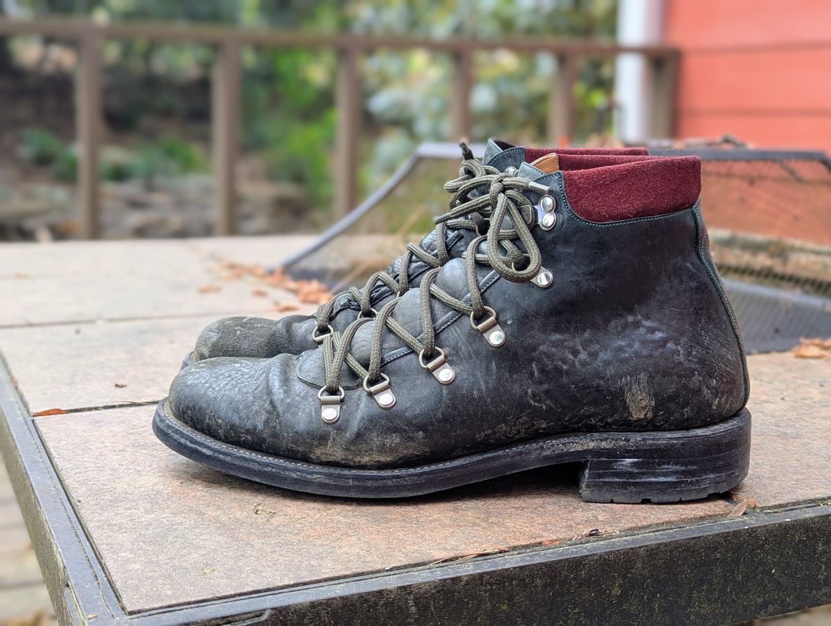 Photo by ArnoShoes on April 9, 2026 of the Arno Hiker in Conceria Cloe Dark Green Reverse Culatta.