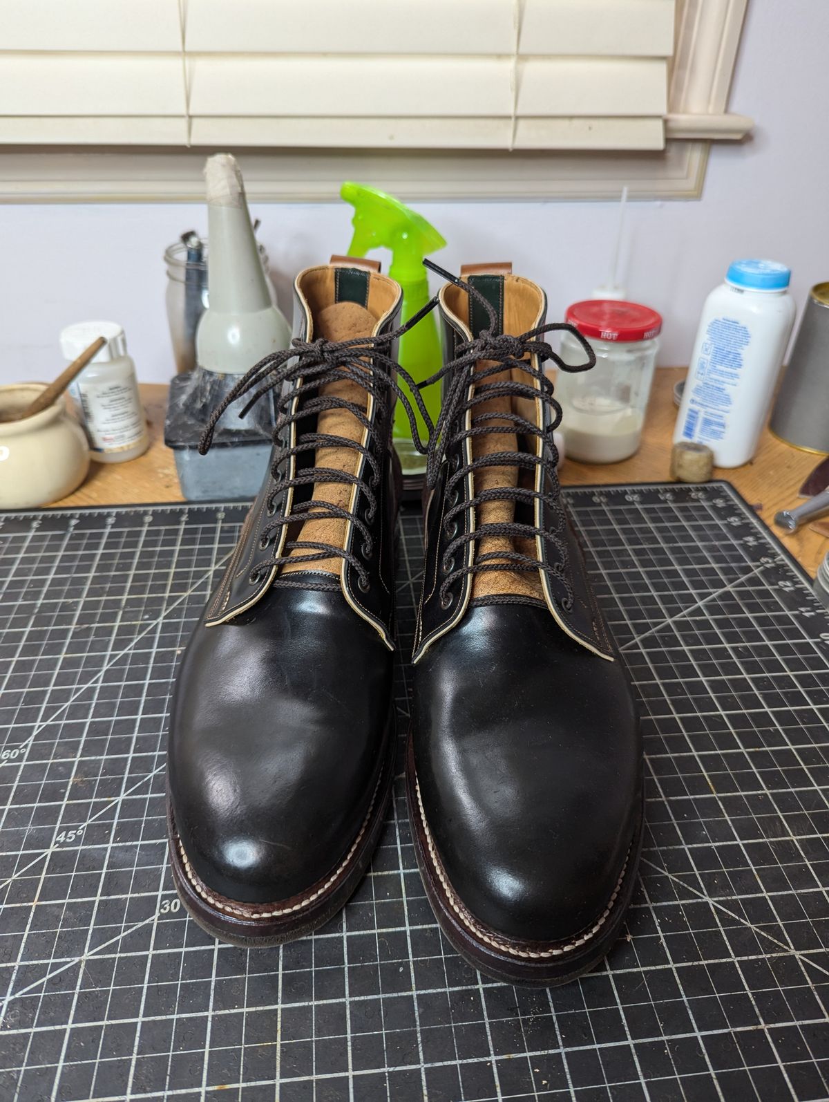 Photo by ArnoShoes on October 1, 2024 of the Arno Vishivanka in Maryam 1071 Pull-up Shell Cordovan.