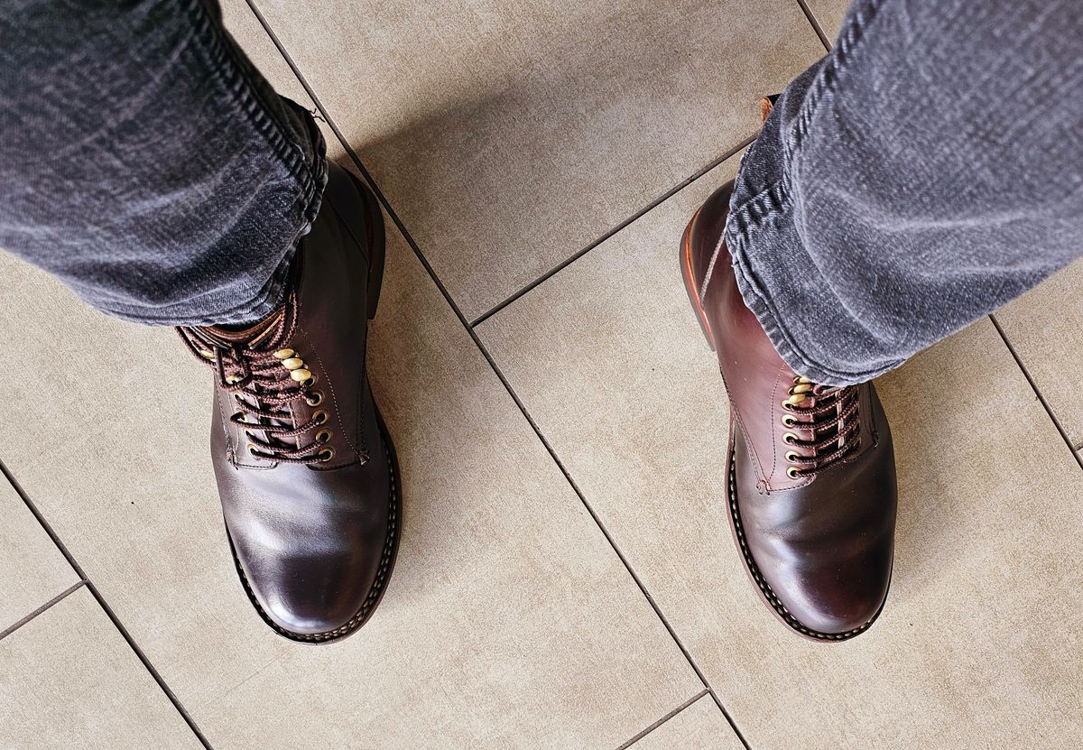 Photo by LeeRoss on December 12, 2024 of the Al's Attire Hand Made Type 1 Service Boot in Horween Brown Chromexcel Horsehide.