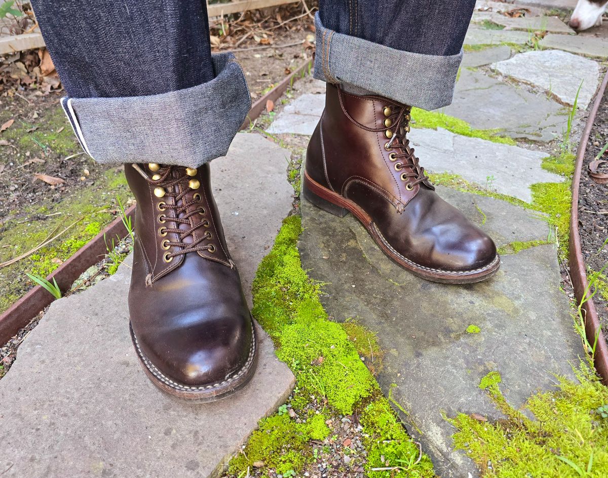 Photo by LeeRoss on January 27, 2025 of the Al's Attire Hand Made Type 1 Service Boot in Horween Brown Chromexcel Horsehide.
