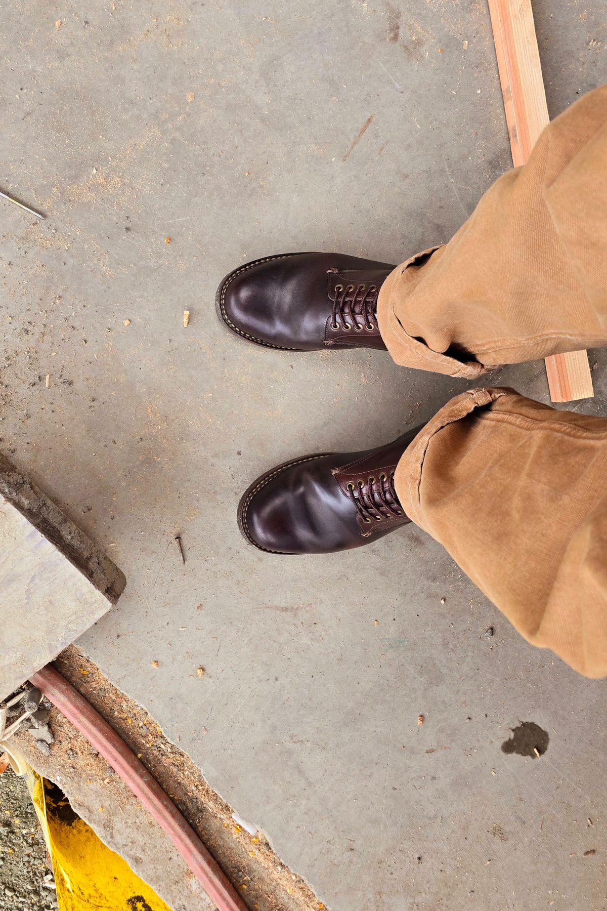 Photo by LeeRoss on January 30, 2025 of the Al's Attire Hand Made Type 1 Service Boot in Horween Brown Chromexcel Horsehide.
