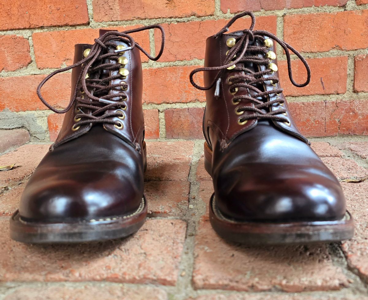 Photo by LeeRoss on February 1, 2025 of the Al's Attire Hand Made Type 1 Service Boot in Horween Brown Chromexcel Horsehide.