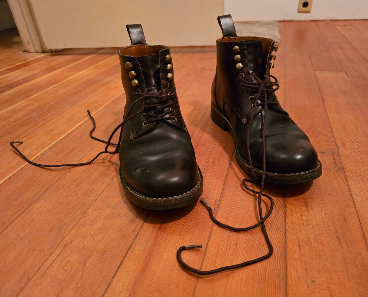 Photo by LeeRoss on February 11, 2025 of the Al's Attire Hand Made Type 1 Service Boot in Horween Brown Chromexcel Horsehide.