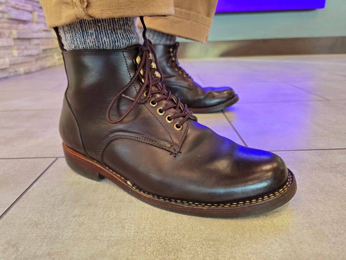 Photo by LeeRoss on February 19, 2025 of the Al's Attire Hand Made Type 1 Service Boot in Horween Brown Chromexcel Horsehide.