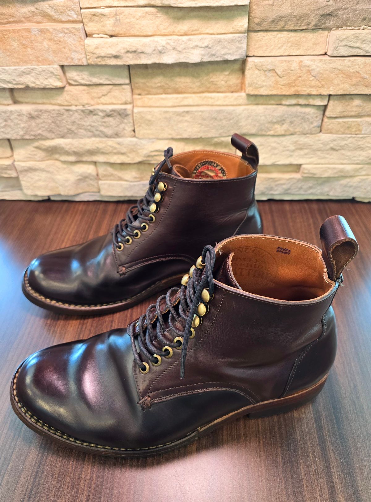 Photo by LeeRoss on March 29, 2025 of the Al's Attire Hand Made Type 1 Service Boot in Horween Brown Chromexcel Horsehide.