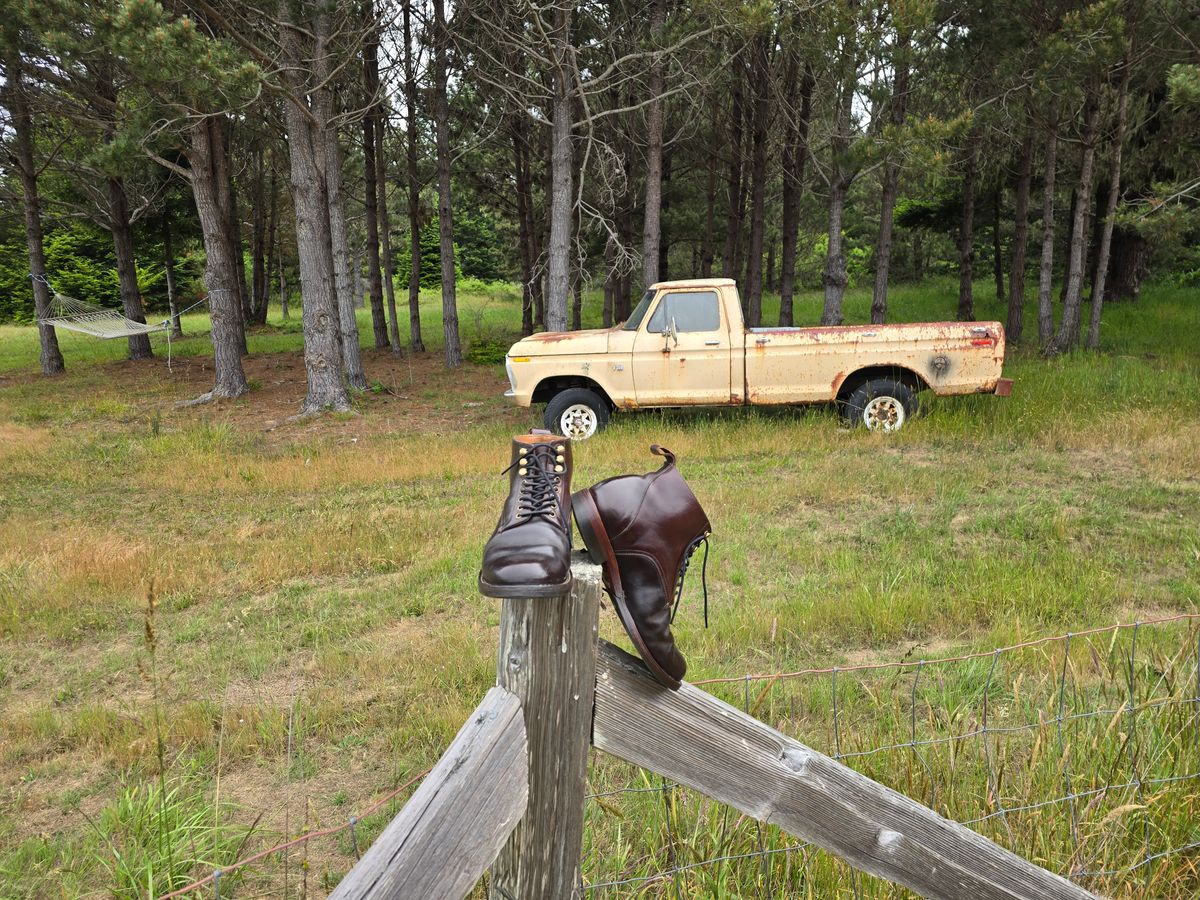 Photo by LeeRoss on June 9, 2025 of the Al's Attire Hand Made Type 1 Service Boot in Horween Brown Chromexcel Horsehide.