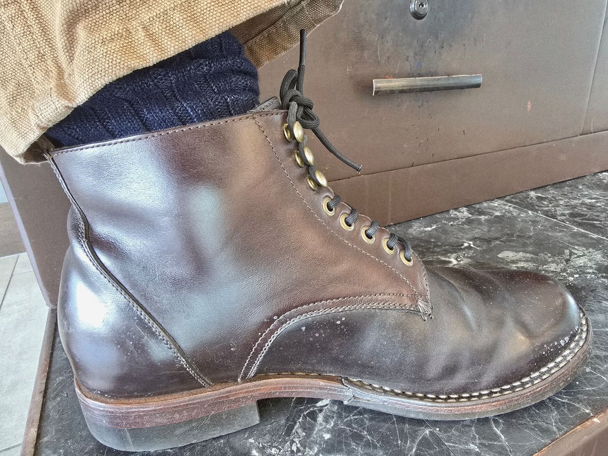 Photo by LeeRoss on July 1, 2025 of the Al's Attire Hand Made Type 1 Service Boot in Horween Brown Chromexcel Horsehide.