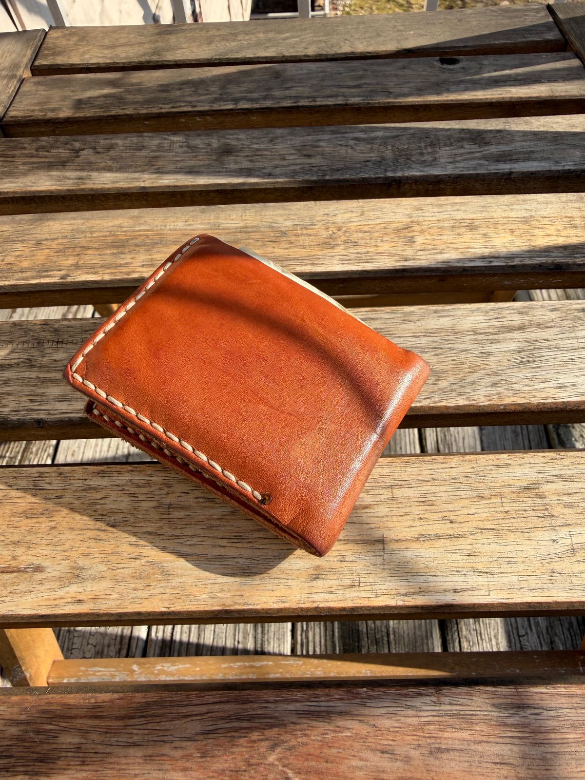 Photo by nitrocelluloseballoon on January 5, 2026 of the Self-Made Bifold Wallet in English Bridle Tan.
