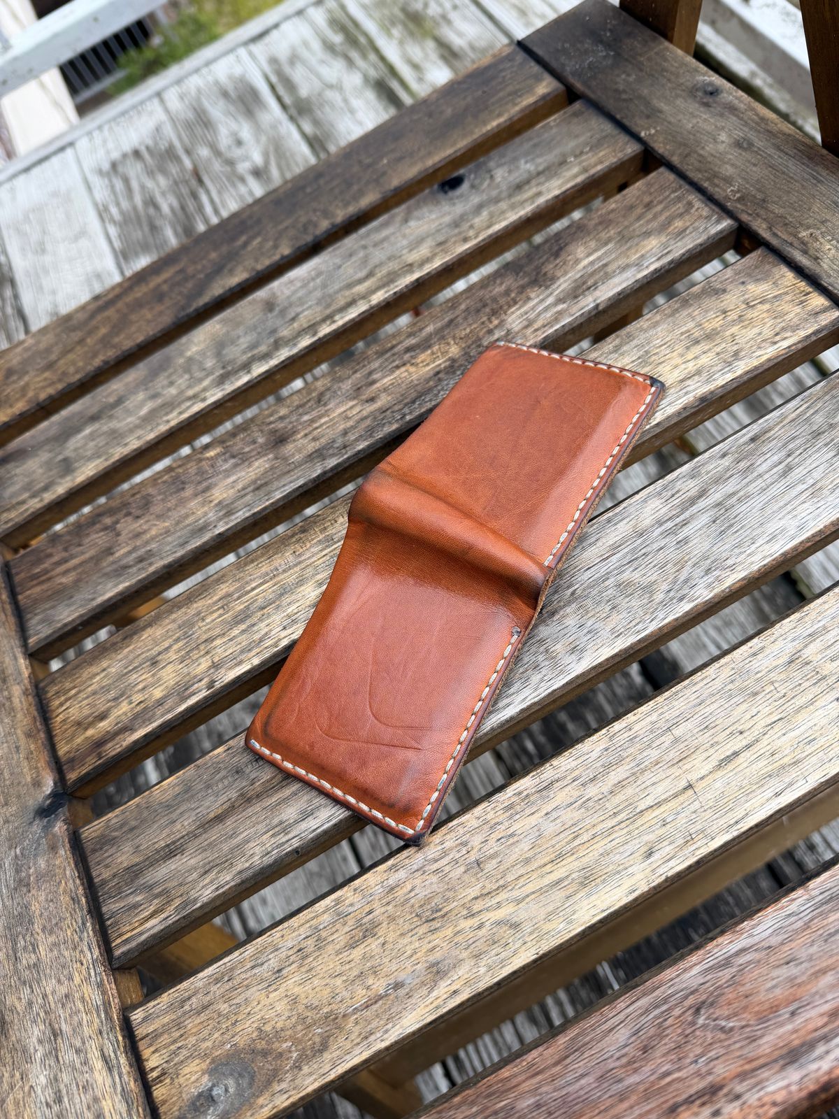 Photo by nitrocelluloseballoon on March 5, 2026 of the Self-Made Bifold Wallet in English Bridle Tan.