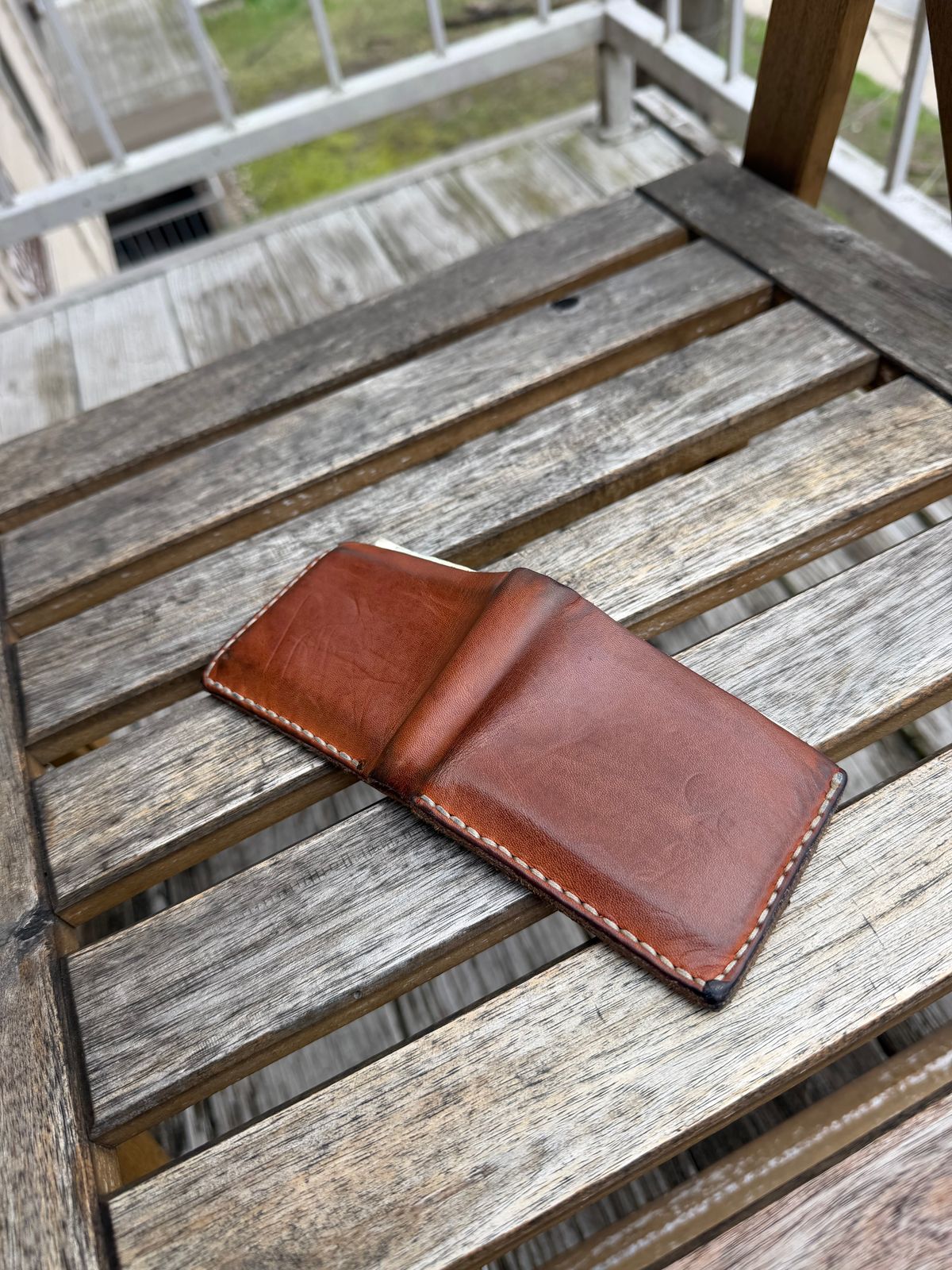 Photo by nitrocelluloseballoon on April 5, 2026 of the Self-Made Bifold Wallet in English Bridle Tan.