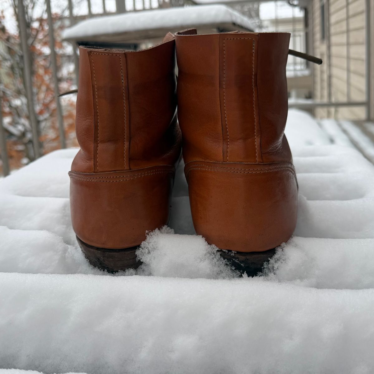 Photo by nitrocelluloseballoon on December 2, 2025 of the Self-Made Light Duty Boondockers in Horween English Tan Essex.
